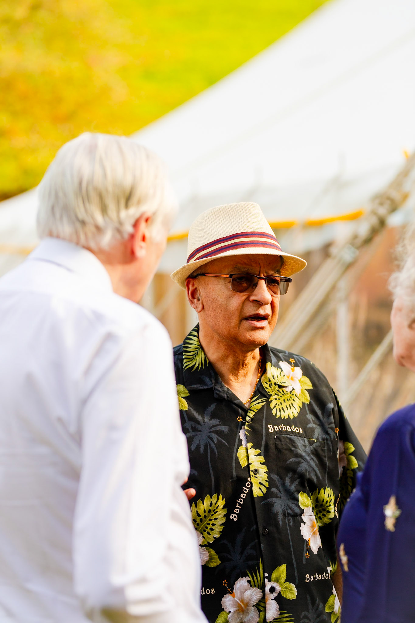 Pictures from Jay and Flo's beautiful spring wedding that took place at Shaftesbury in North Dorset and