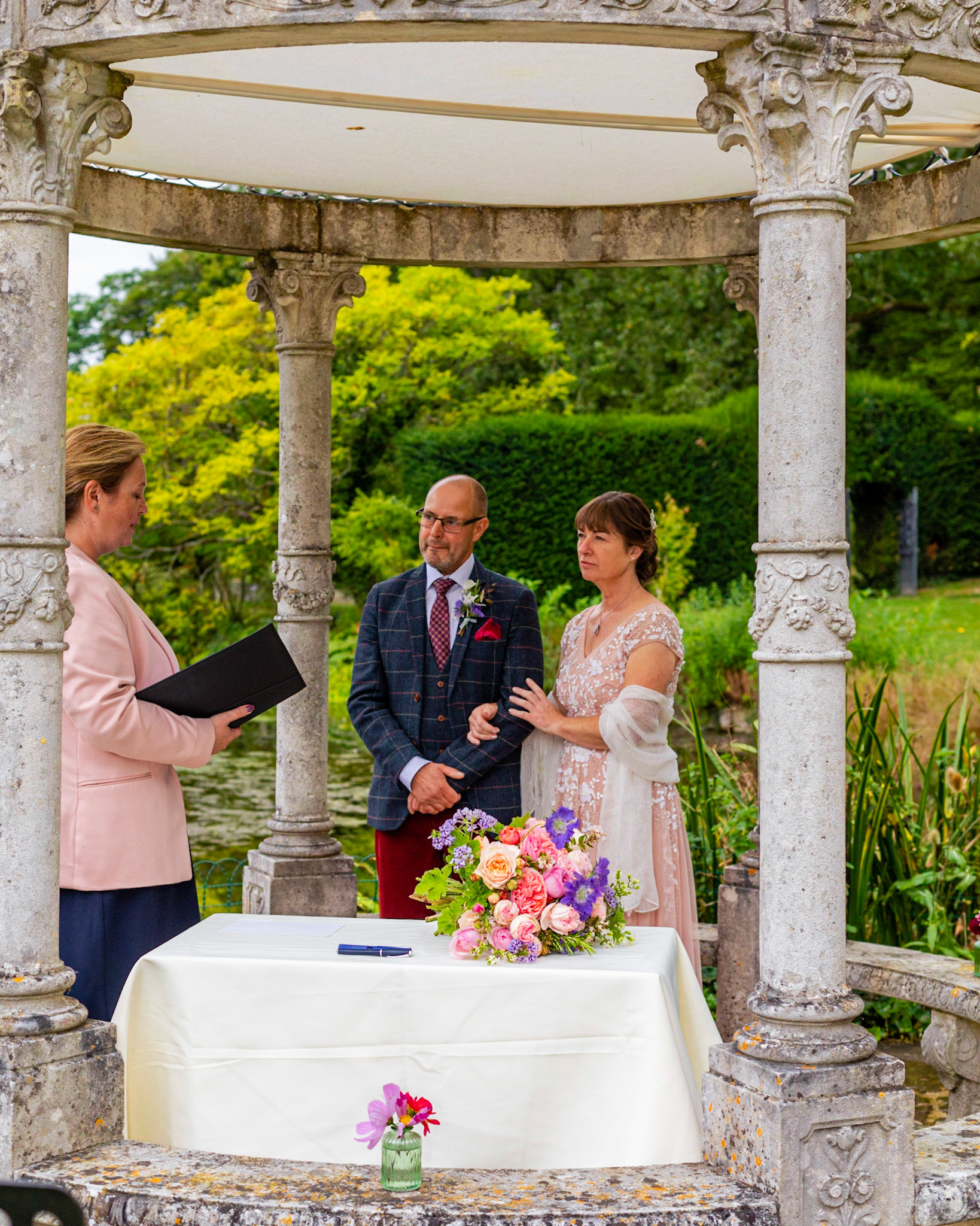 Sharon and Chris at their beautiful Wedding at The Springhead Gardens near Shaftesbury Dorset