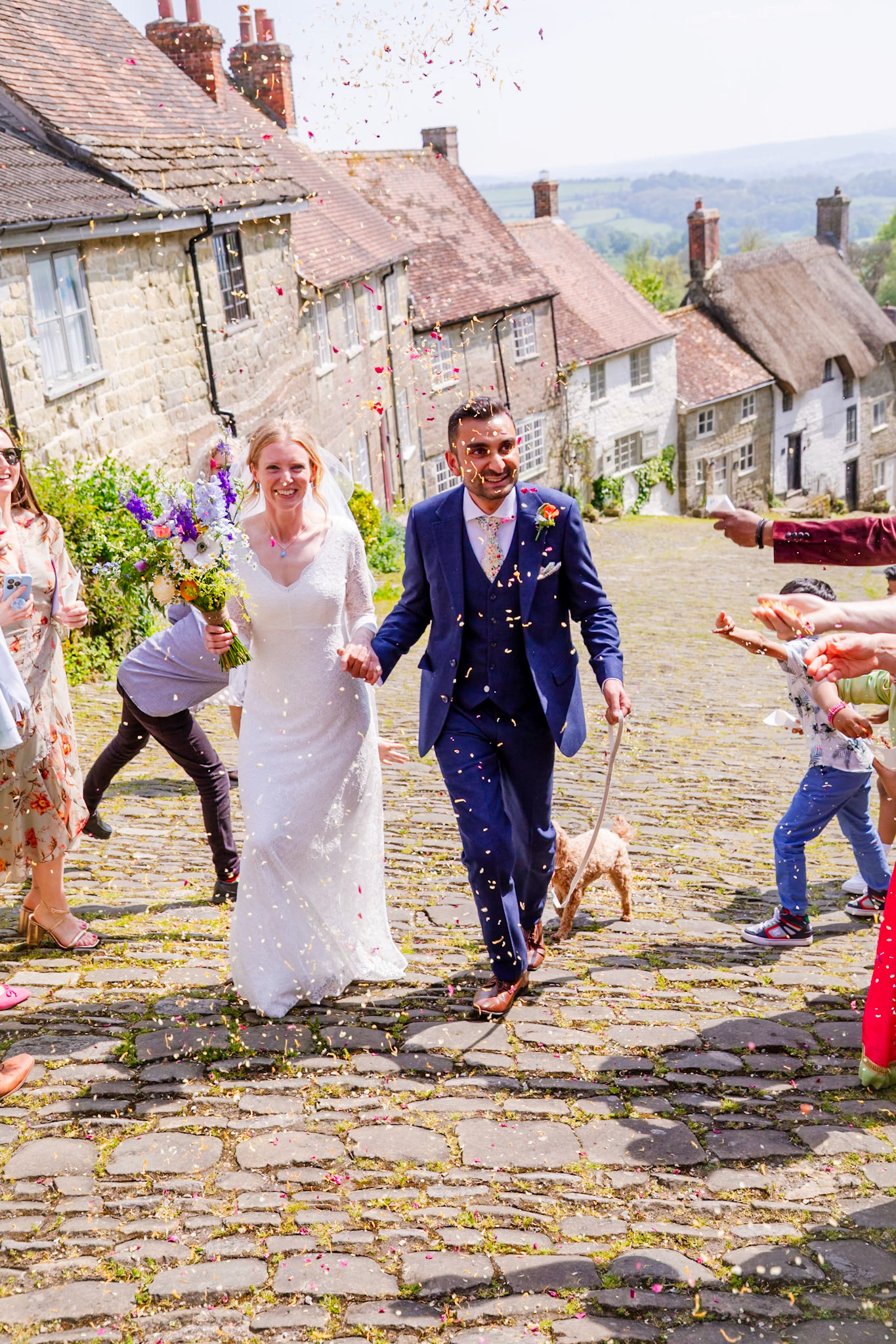 Pictures from Jay and Flo's beautiful spring wedding that took place at Shaftesbury in North Dorset and