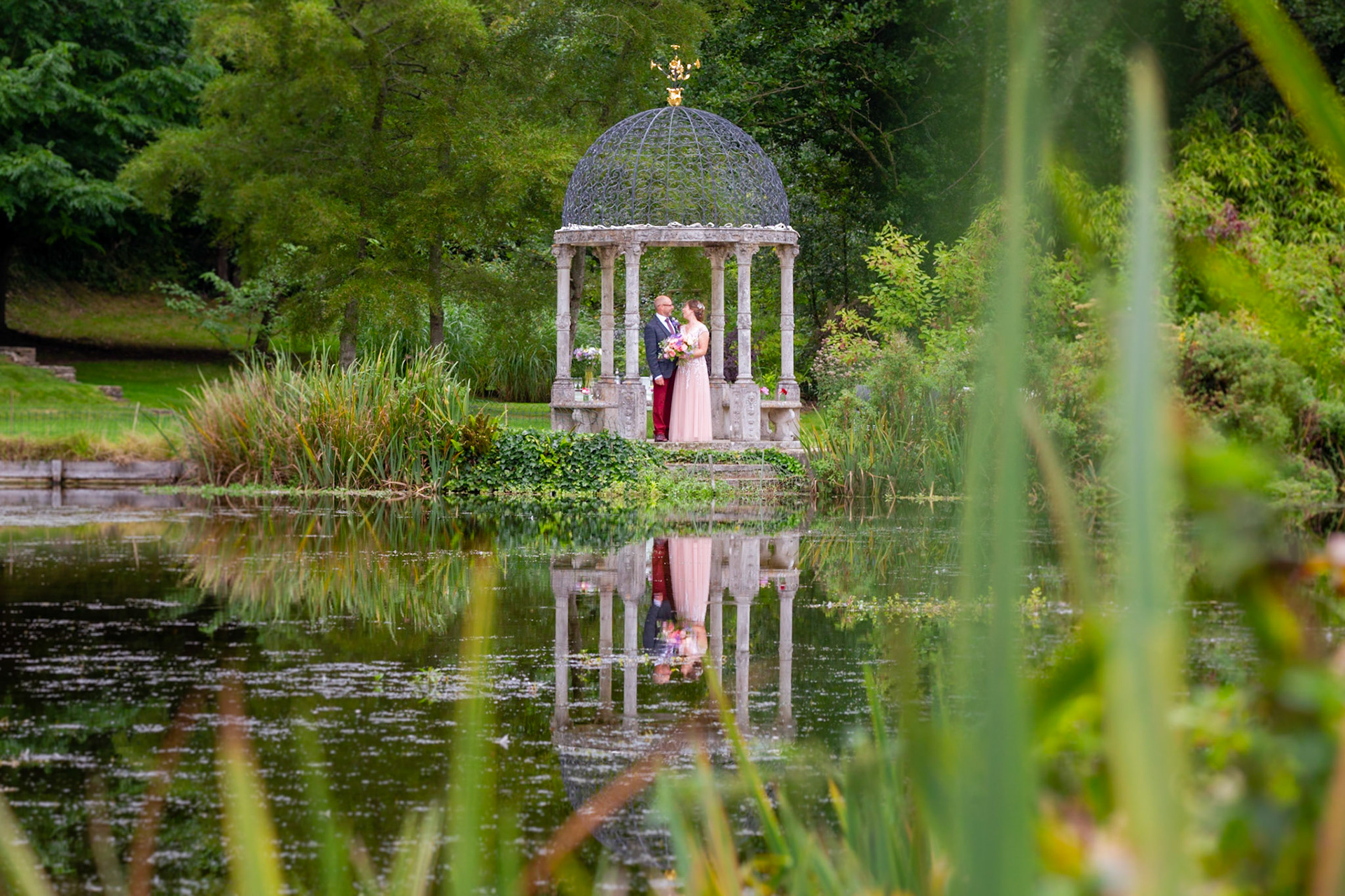 Sharon and Chris at their beautiful Wedding at The Springhead Gardens near Shaftesbury Dorset