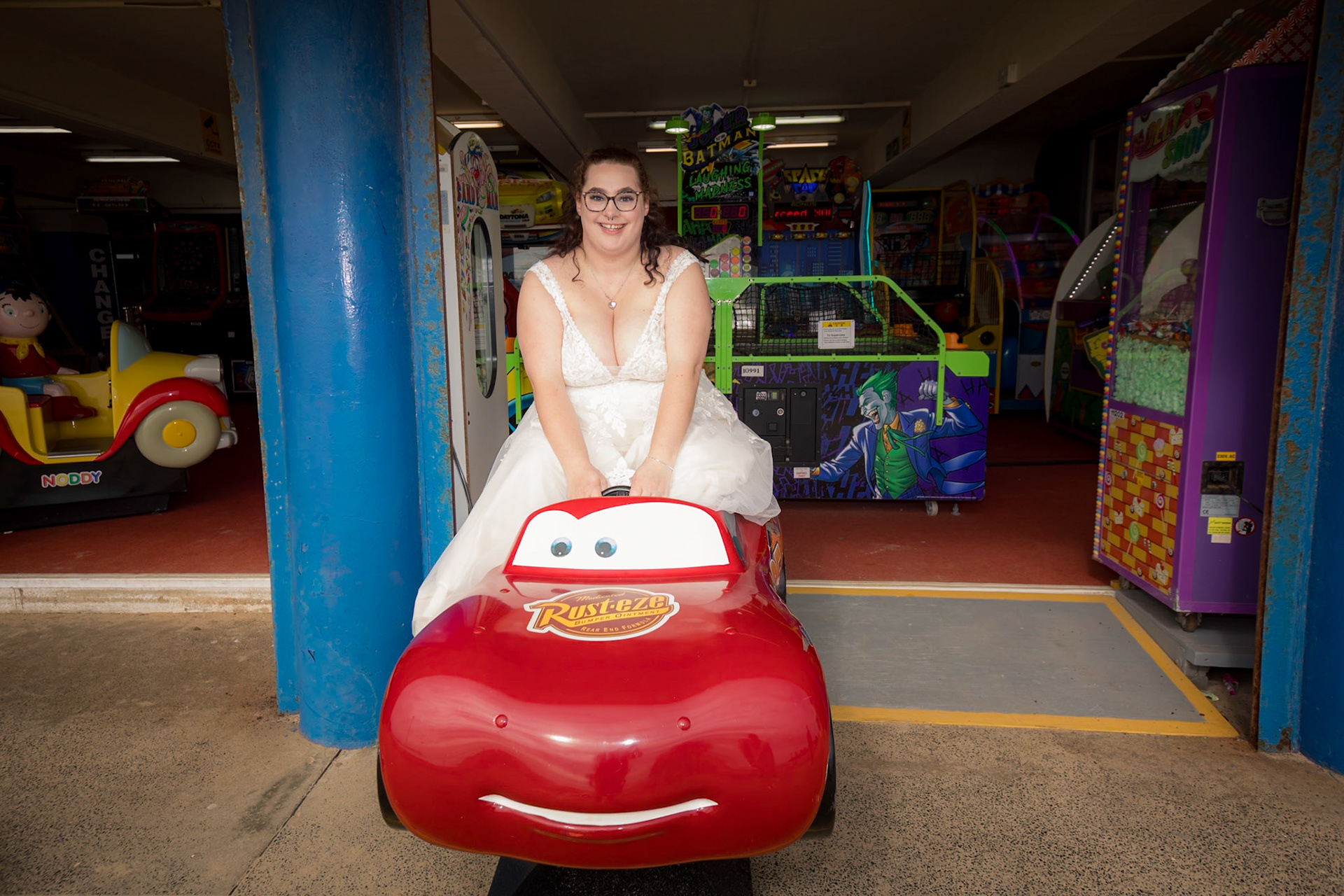 Autumn and Roberts Wedding in Bournemouth, cereomany at Bournemouth Town Hall and Photos along Bournemouth Seafront
