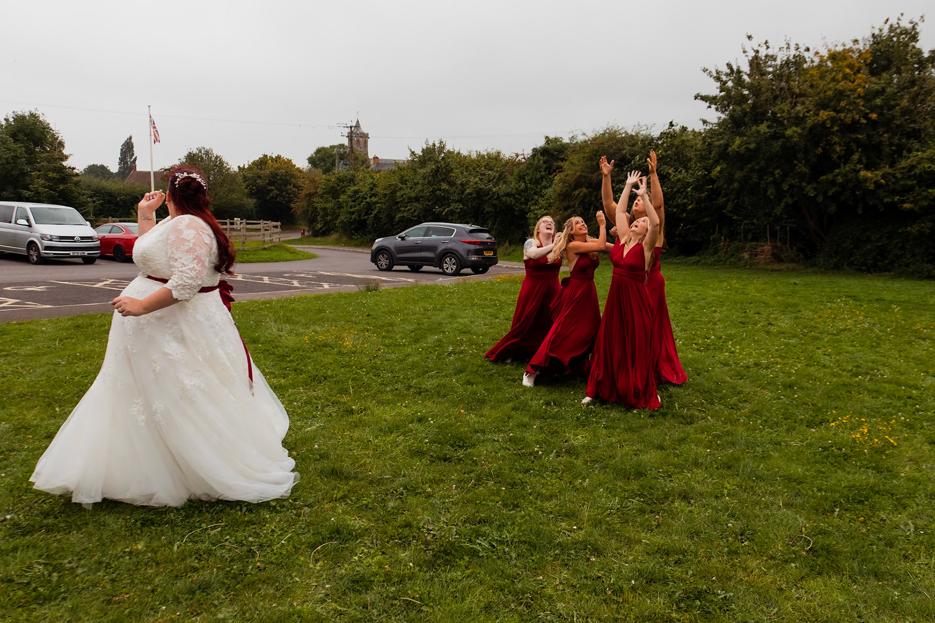 beckie and Steves Wedding Pictures taken in Taunton and the reception at Stoke st Gregory in Somerset.