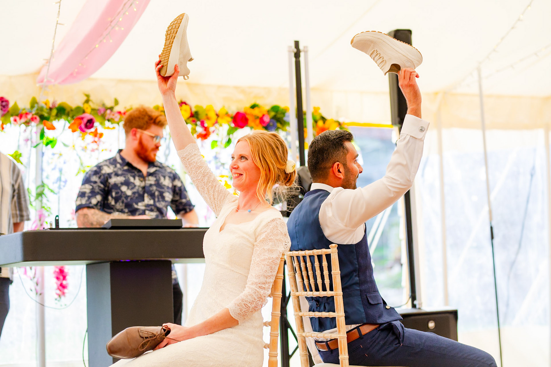 Pictures from Jay and Flo's beautiful spring wedding that took place at Shaftesbury in North Dorset and