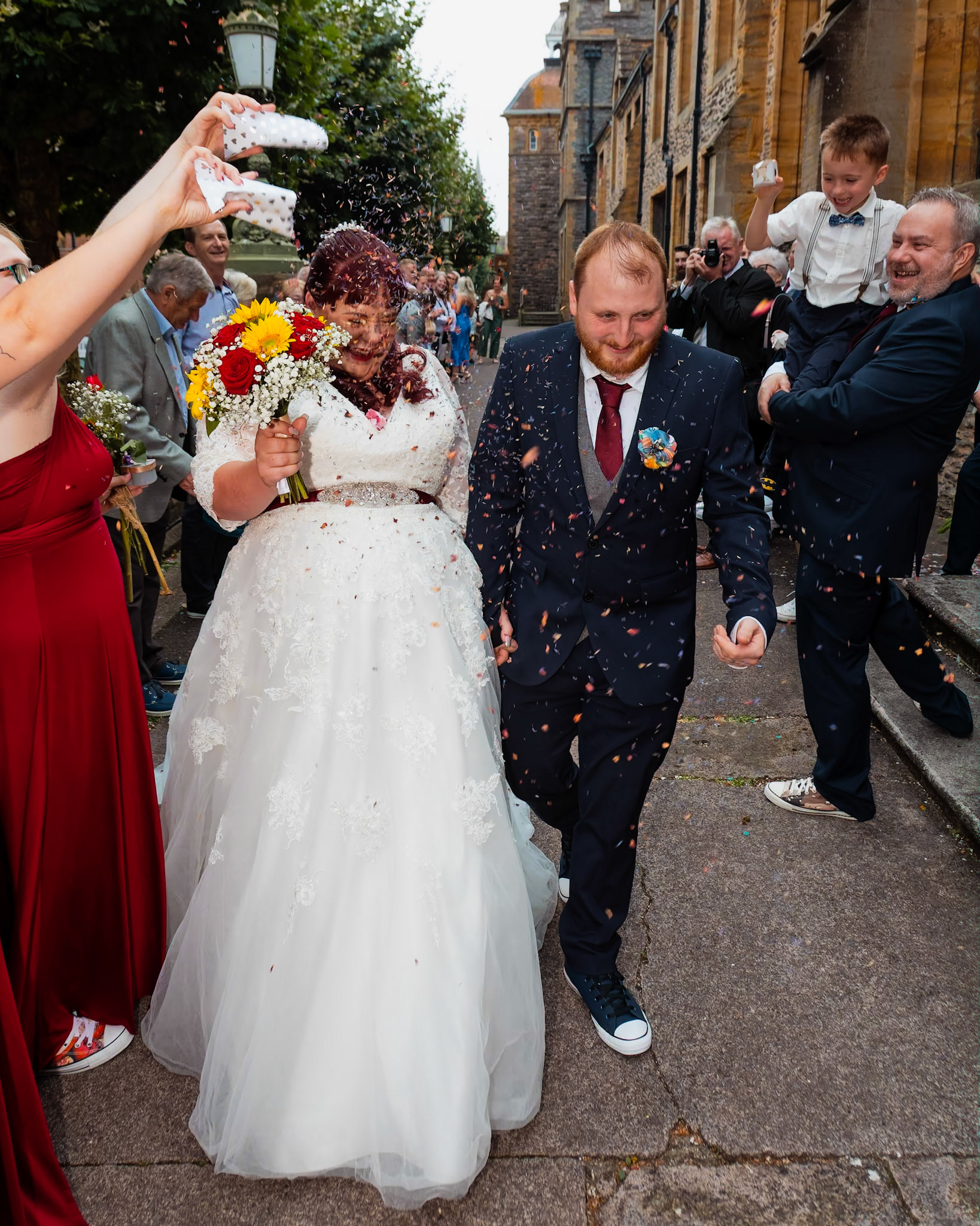 beckie and Steves Wedding Pictures taken in Taunton and the reception at Stoke st Gregory in Somerset.