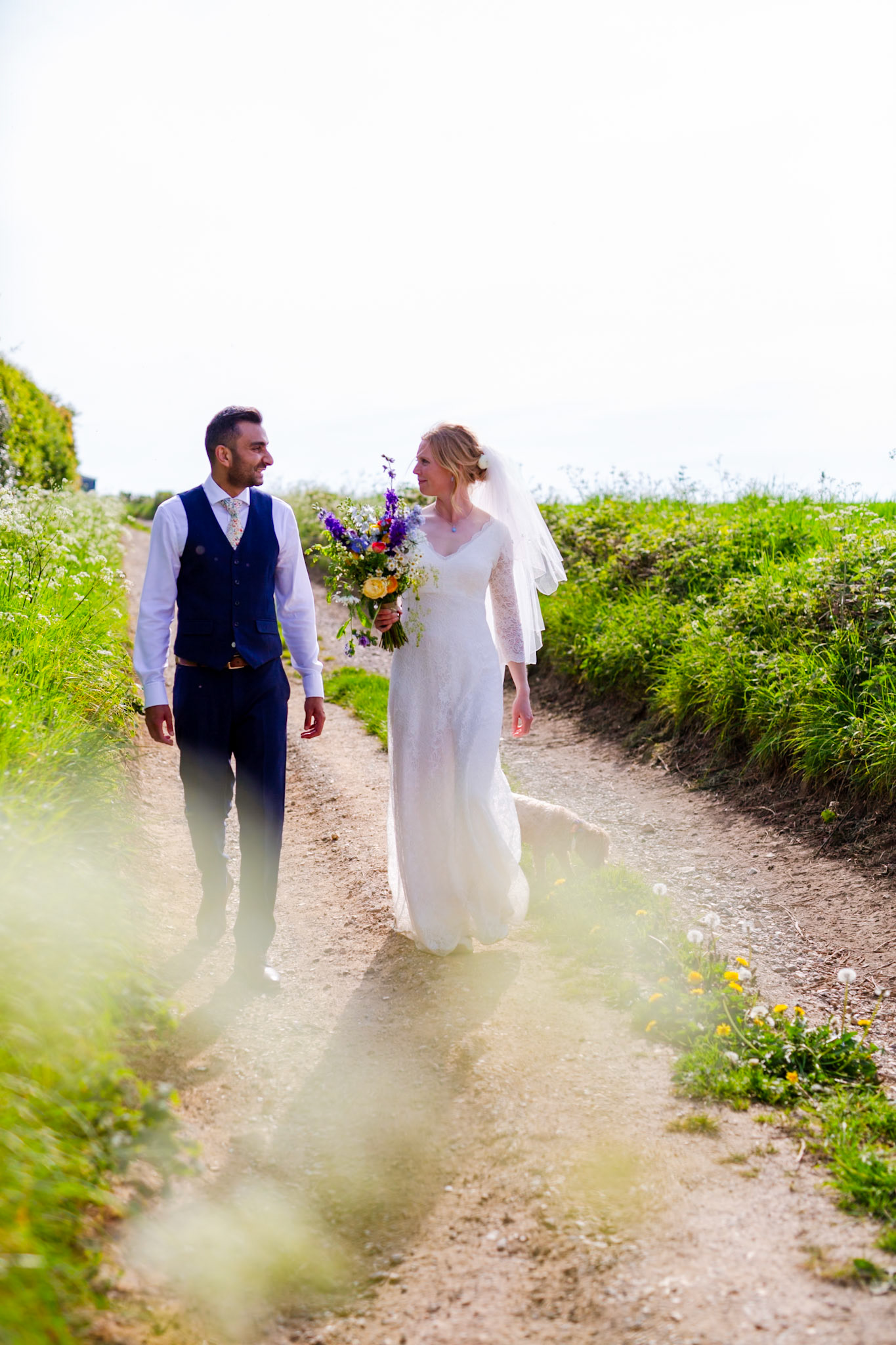 Pictures from Jay and Flo's beautiful spring wedding that took place at Shaftesbury in North Dorset and