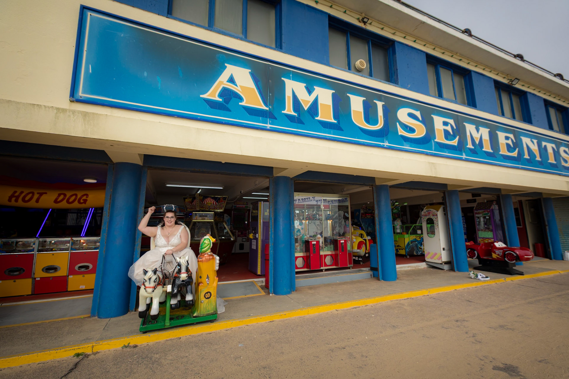 Autumn and Roberts Wedding in Bournemouth, cereomany at Bournemouth Town Hall and Photos along Bournemouth Seafront