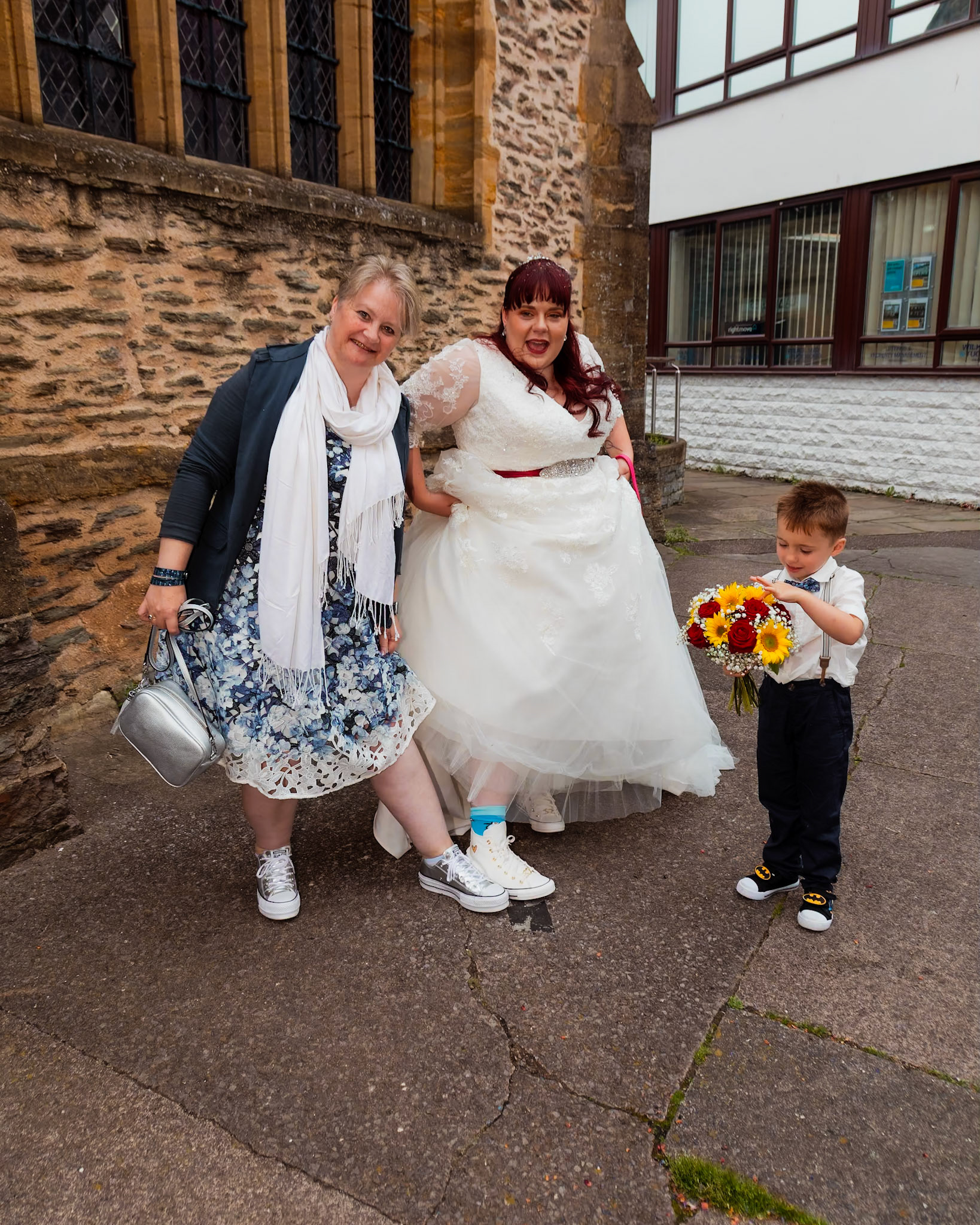 beckie and Steves Wedding Pictures taken in Taunton and the reception at Stoke st Gregory in Somerset.