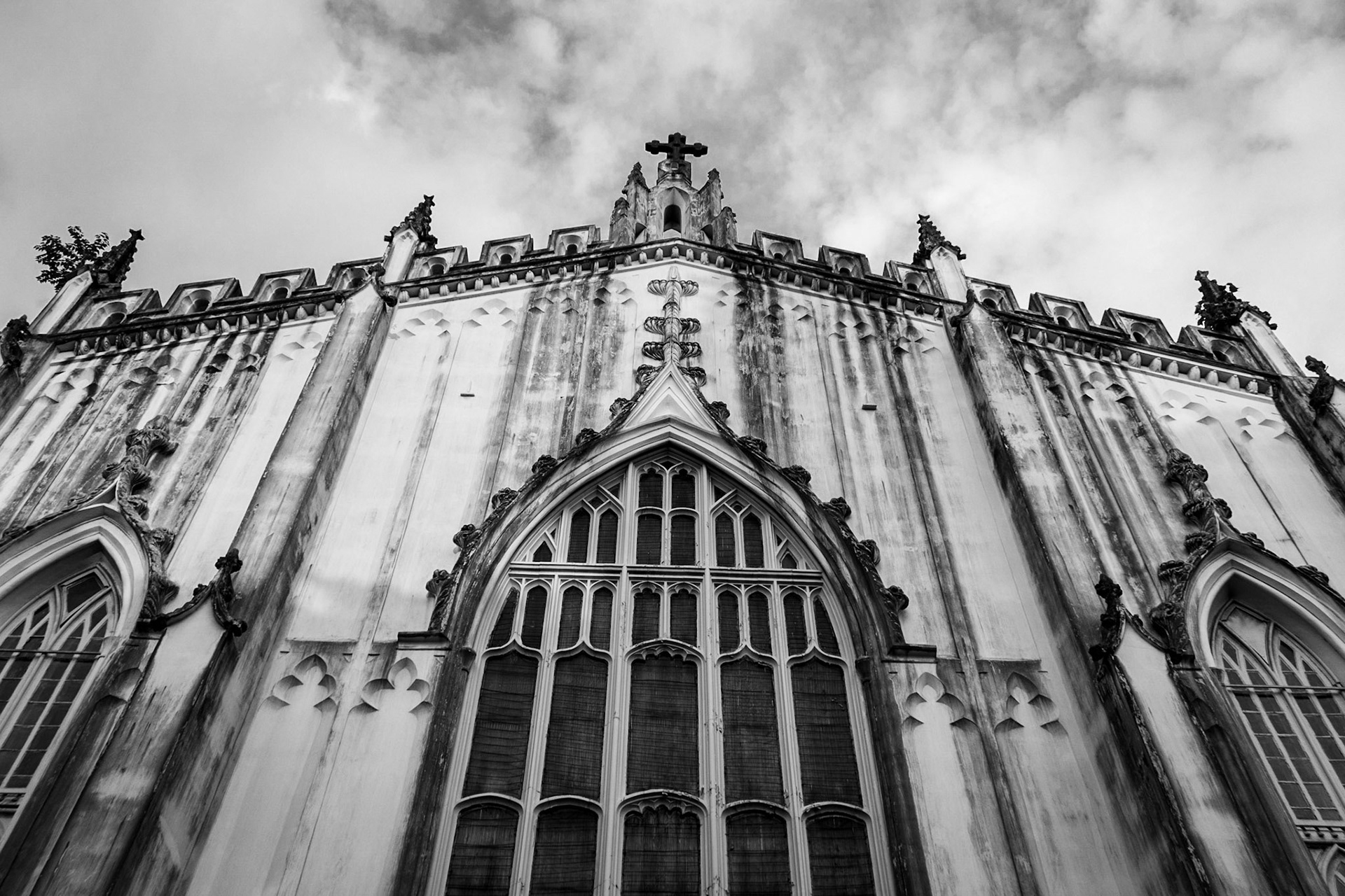 Kolkata's St Paul's Cathedra in B&W