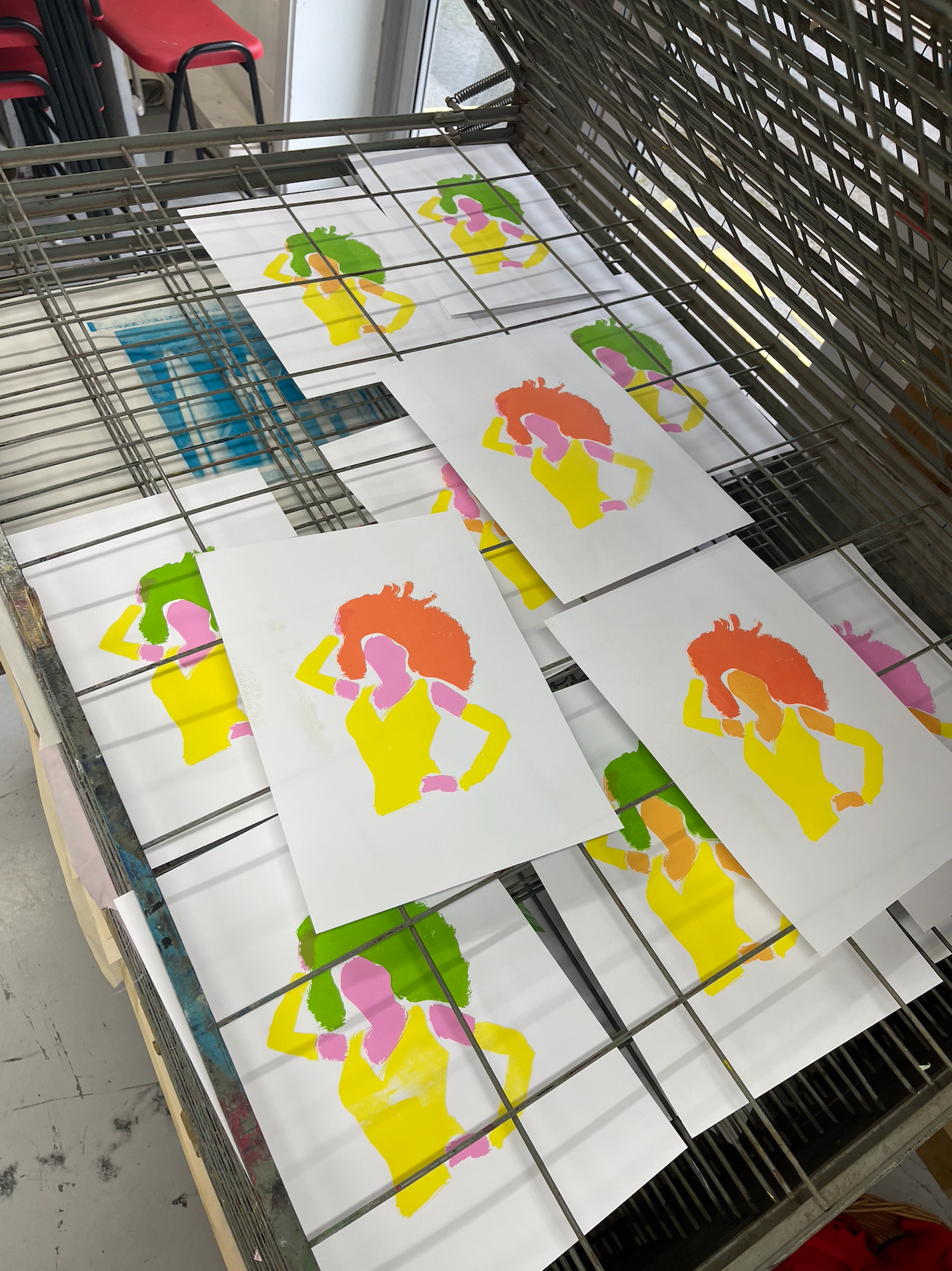 Screen-printing (3 layers of colour)