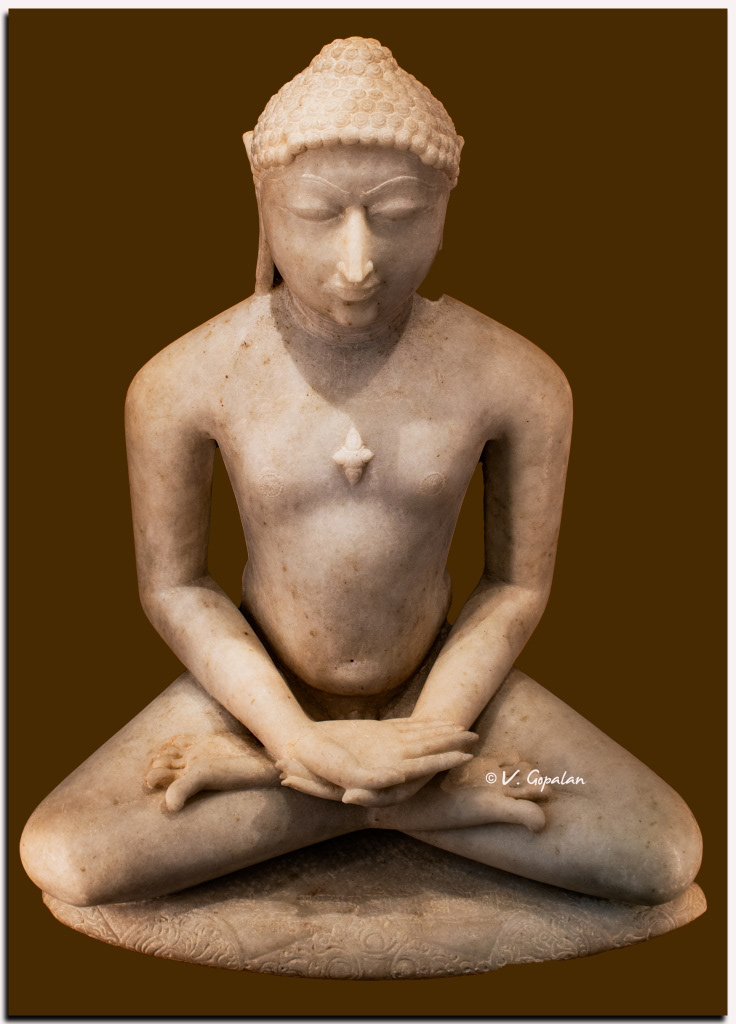Tirthankara seated in Padmasana – Dhayanamudra