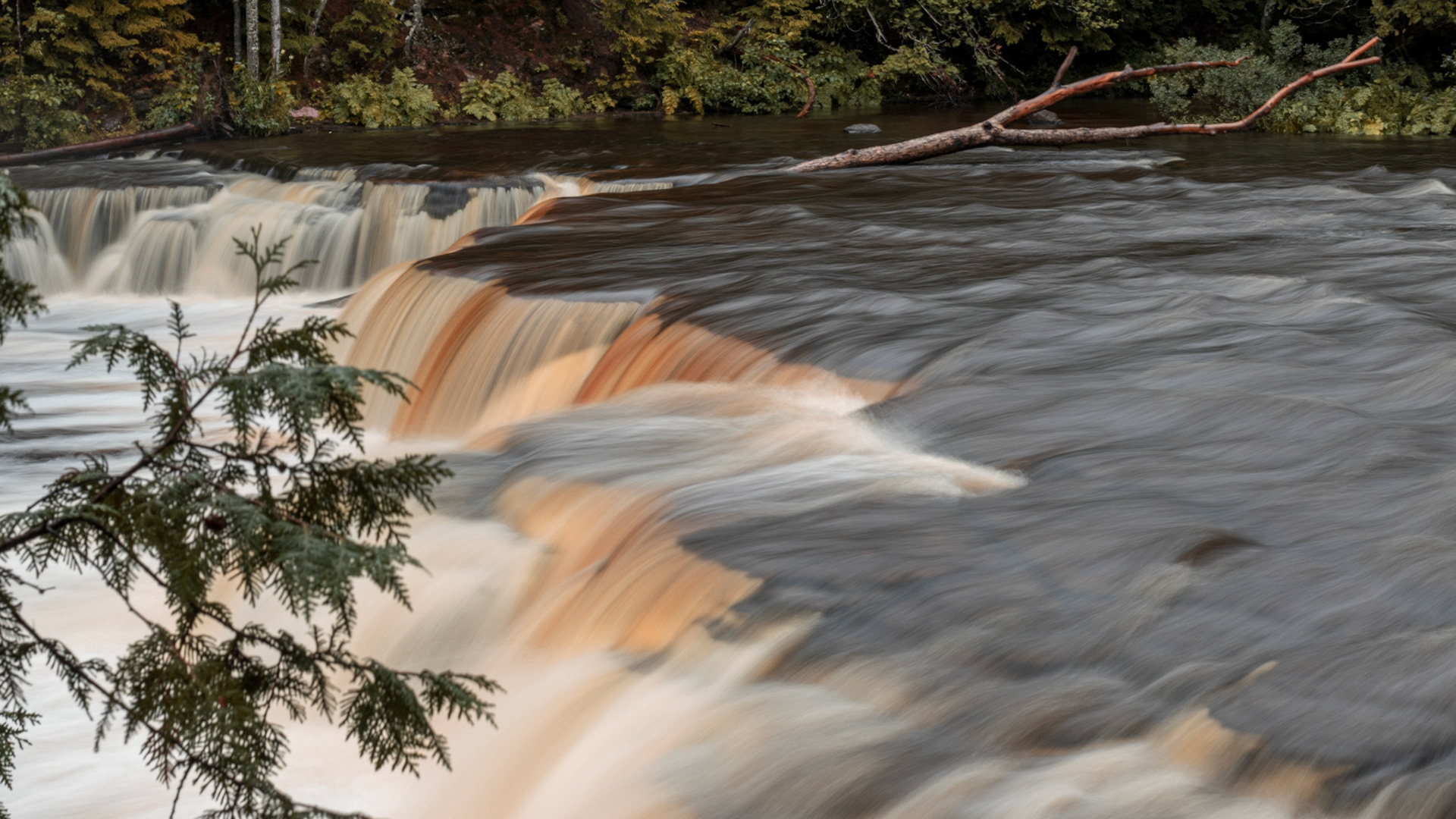 Lower Tahquamenon falls