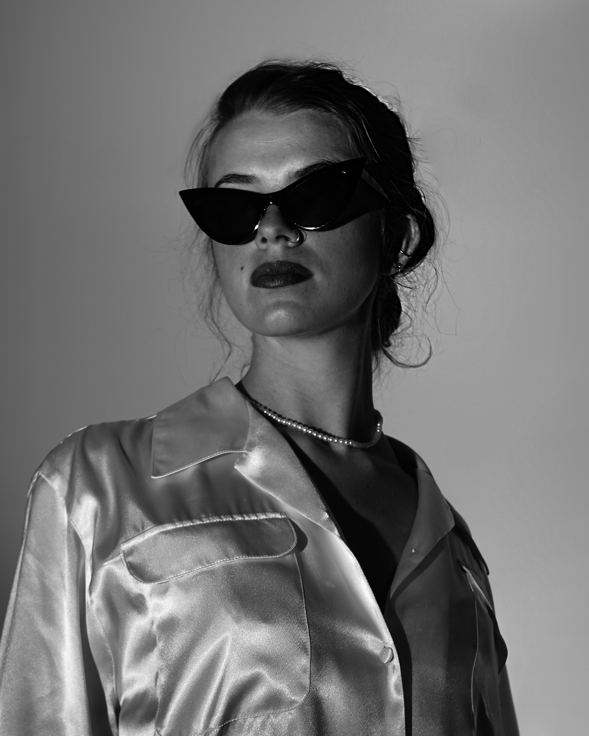 Old Hollywood style portrait of Arian Mullins