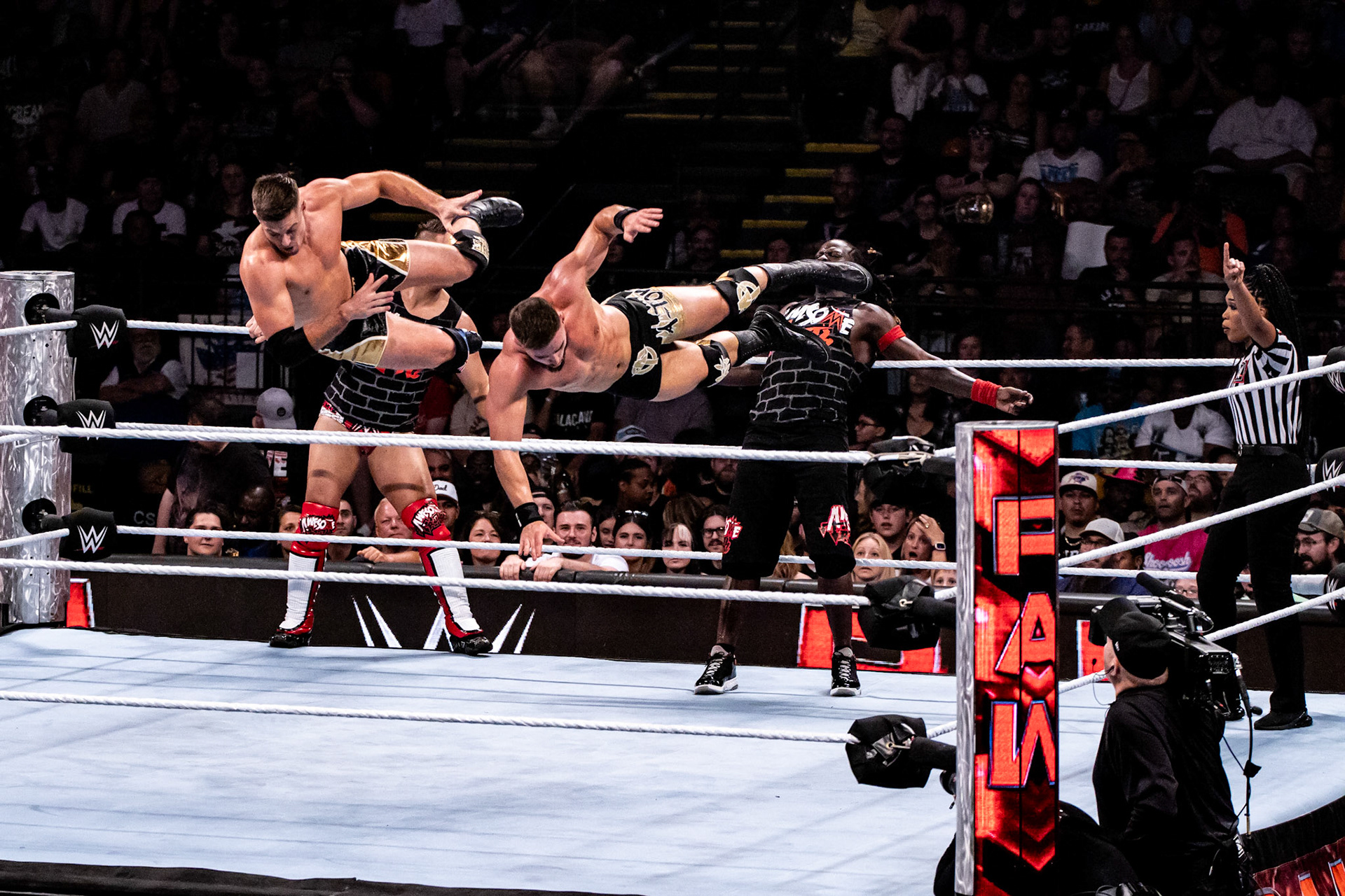 WWE Monday Night RAW