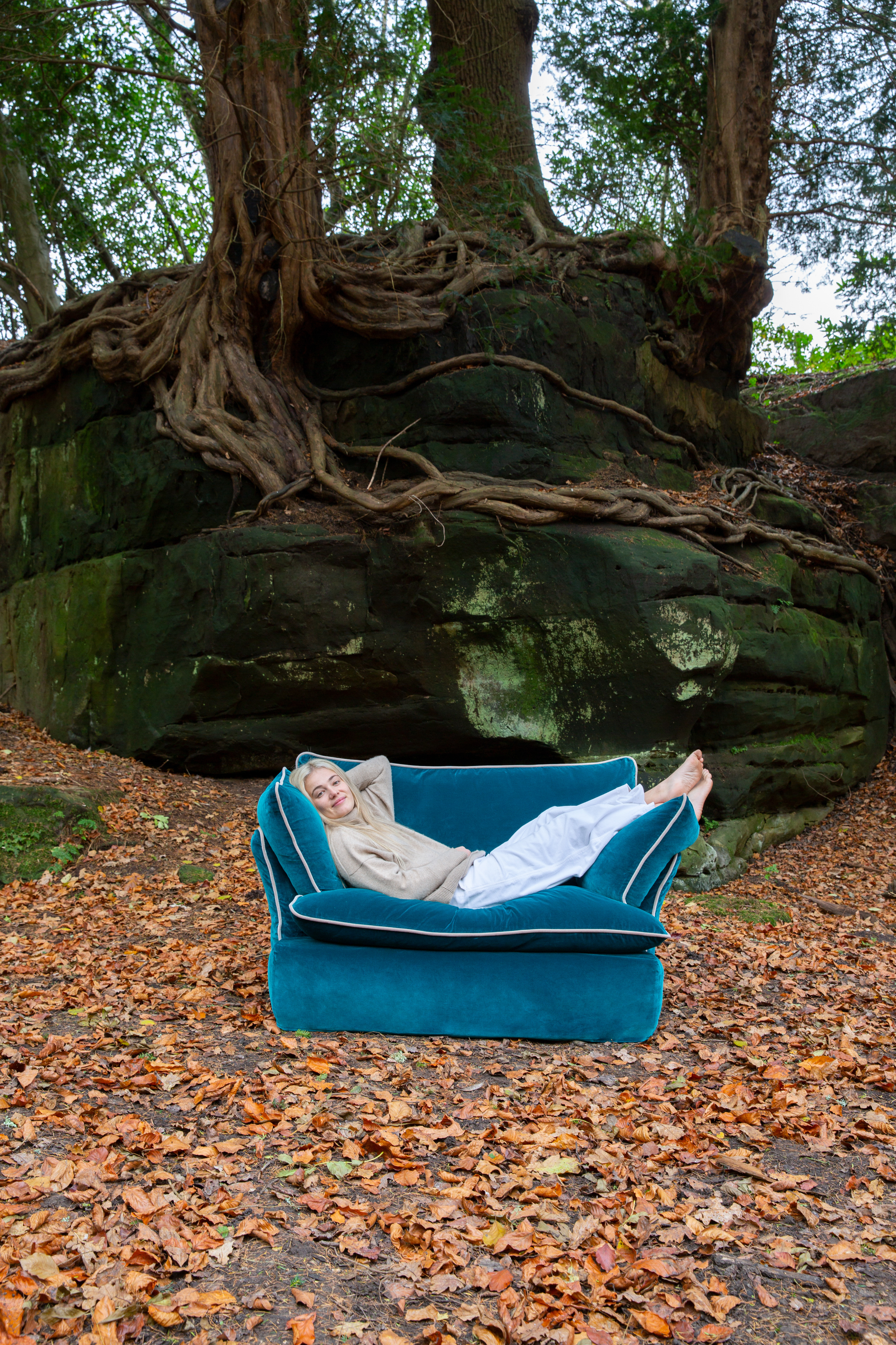 Grains of Paradise/Sea Salt Velvet - Marnie Contrast Piped Love Seat