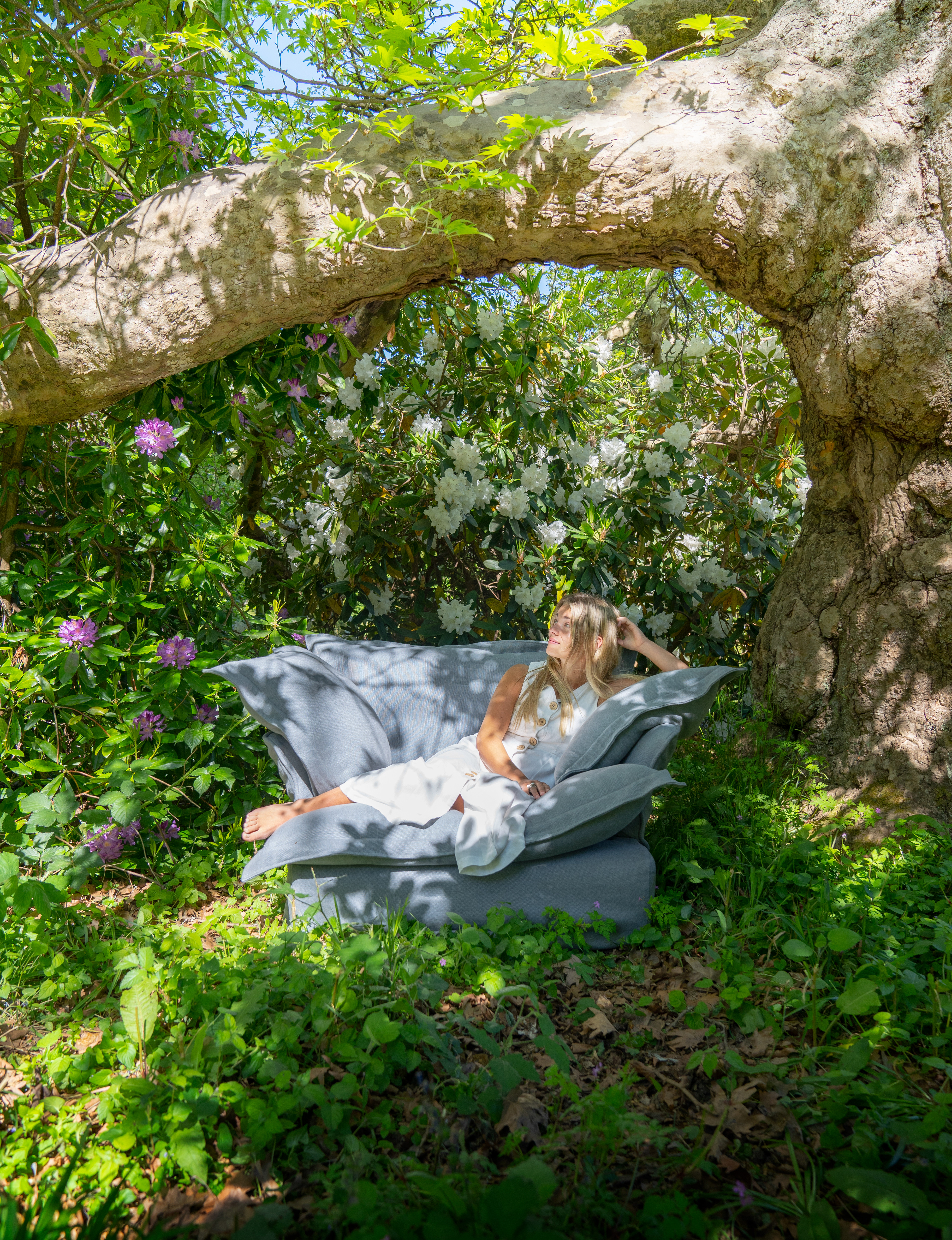 Granite 100% Linen - Song Pillow Edge Armchair
