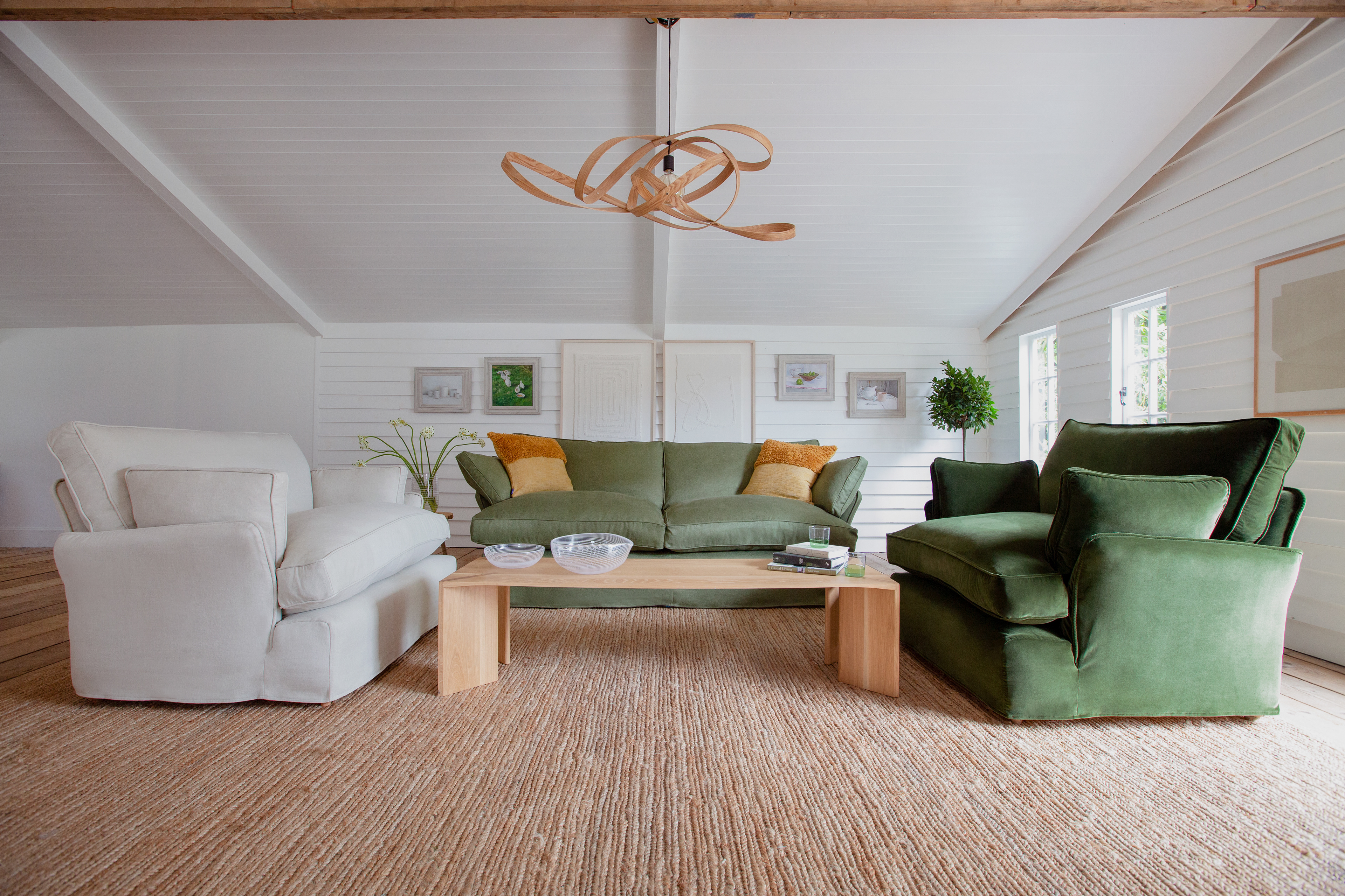 Malachite 100% Linen - Otter Box Edge Sofa