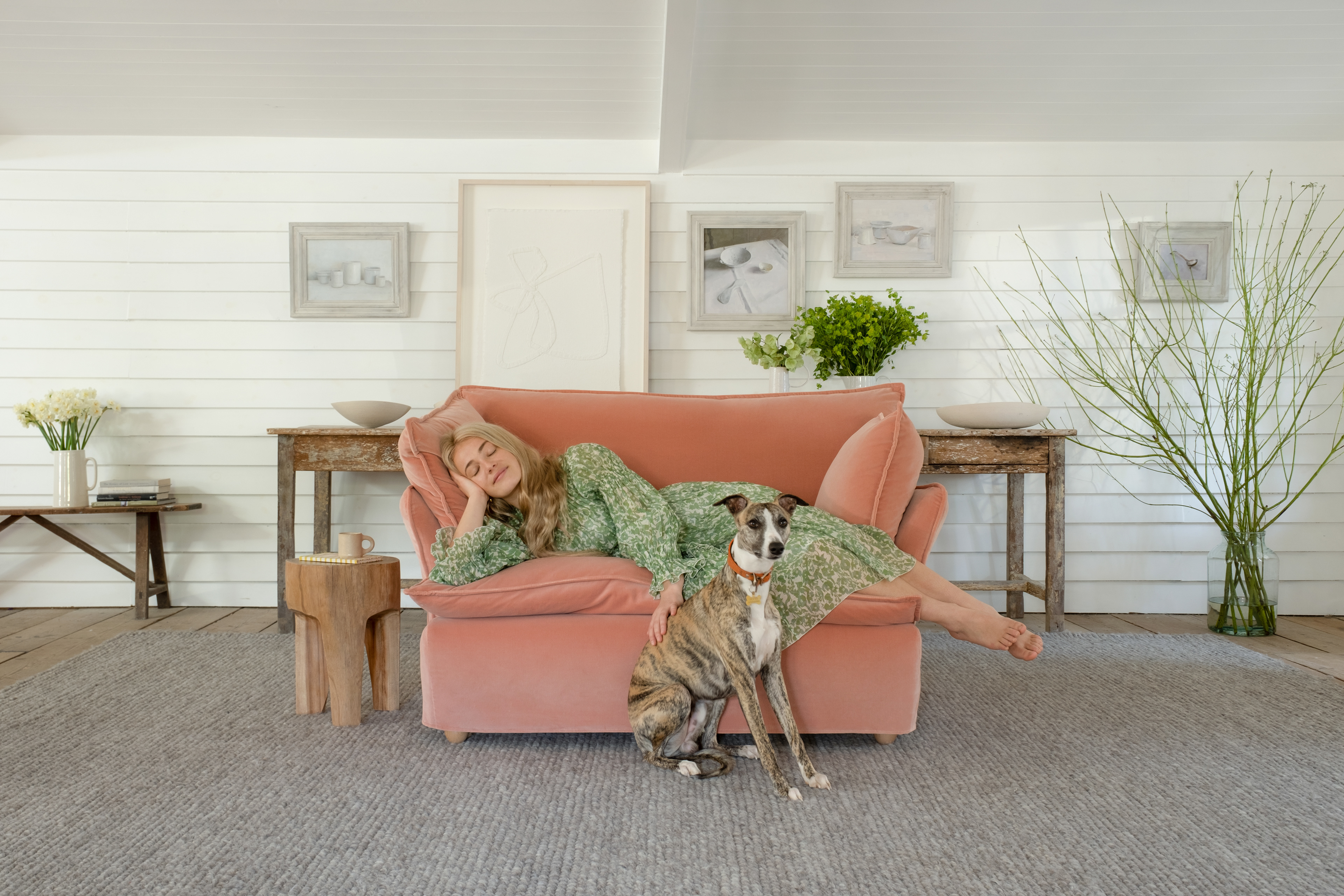 Pink Peppercorn Velvet - Song Short Pillow Edge Love Seat