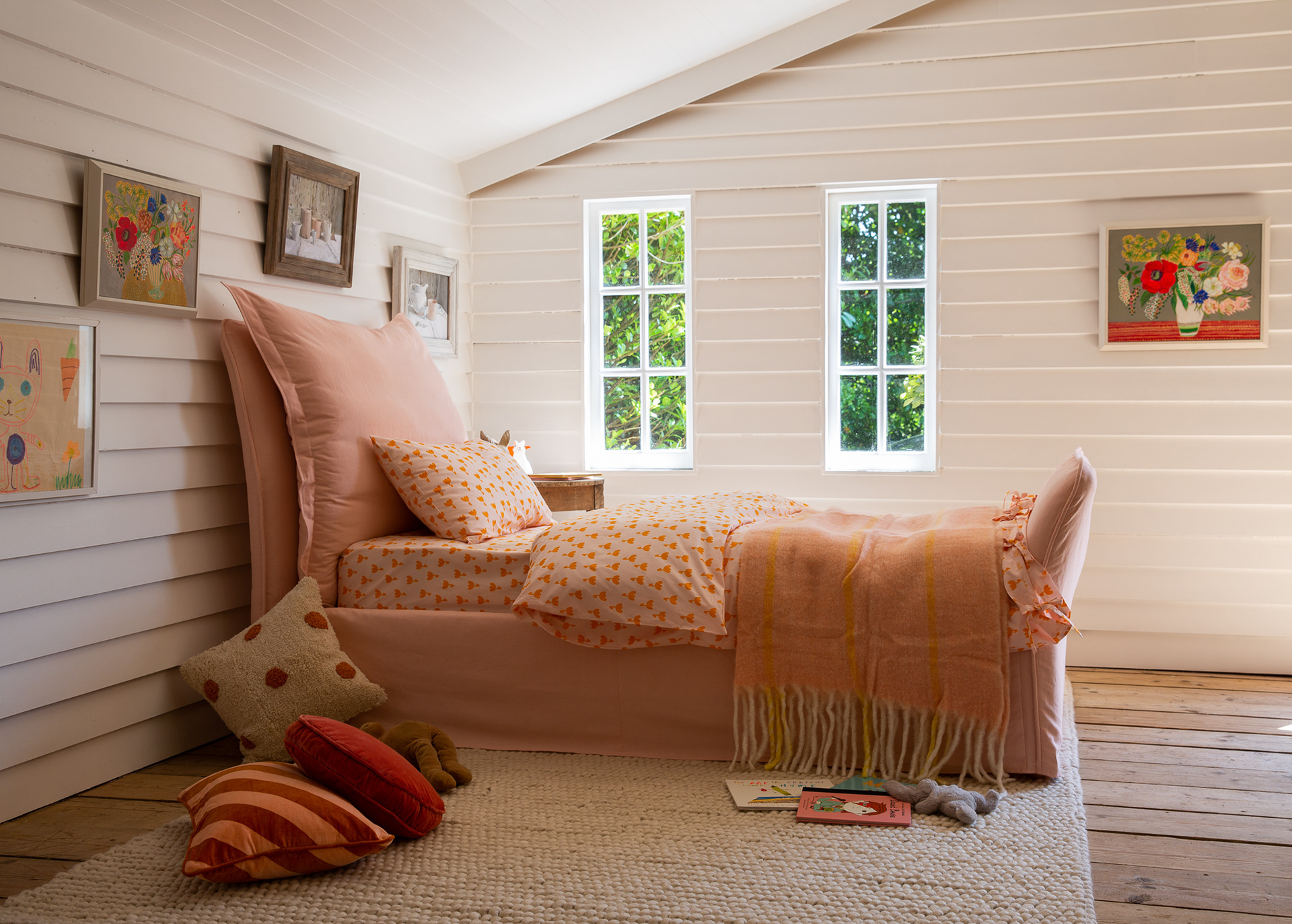 Customer Own Fabric - Song Pillow Edge Single Bed