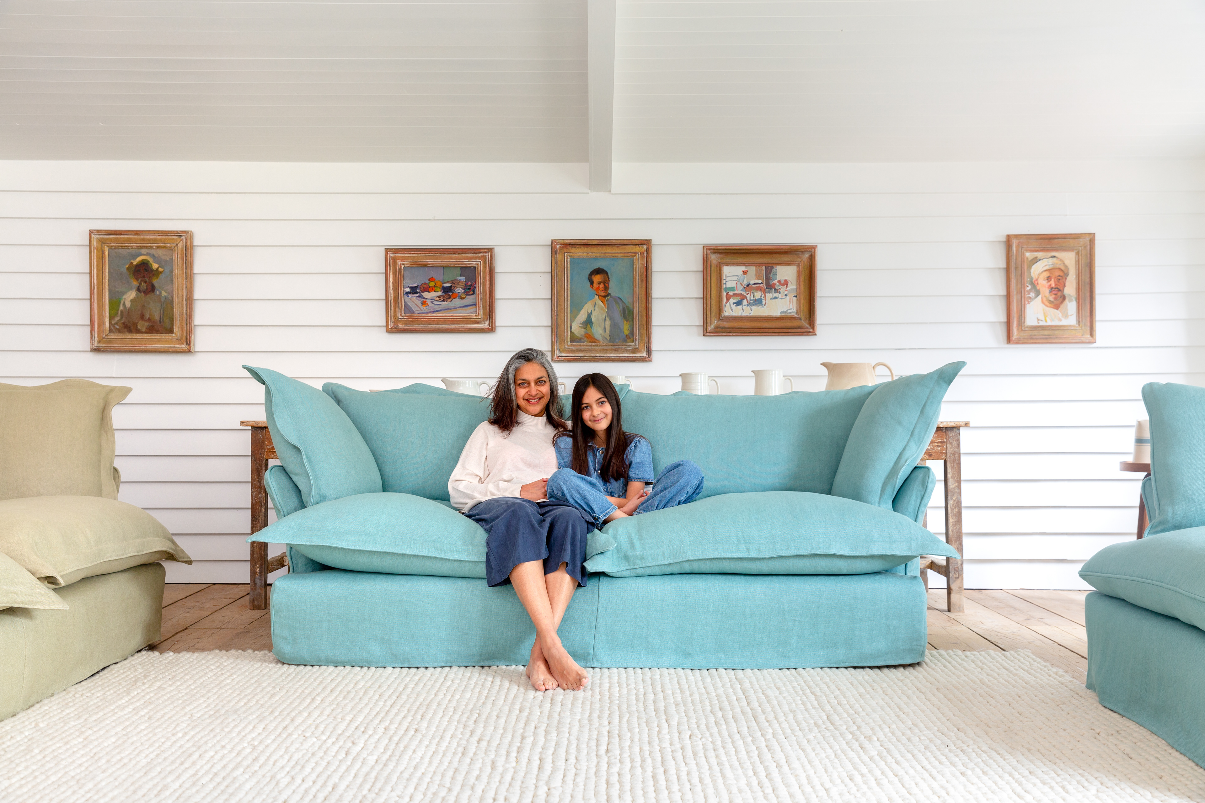 Celestine 100% Linen - Song Pillow Edge Sofa