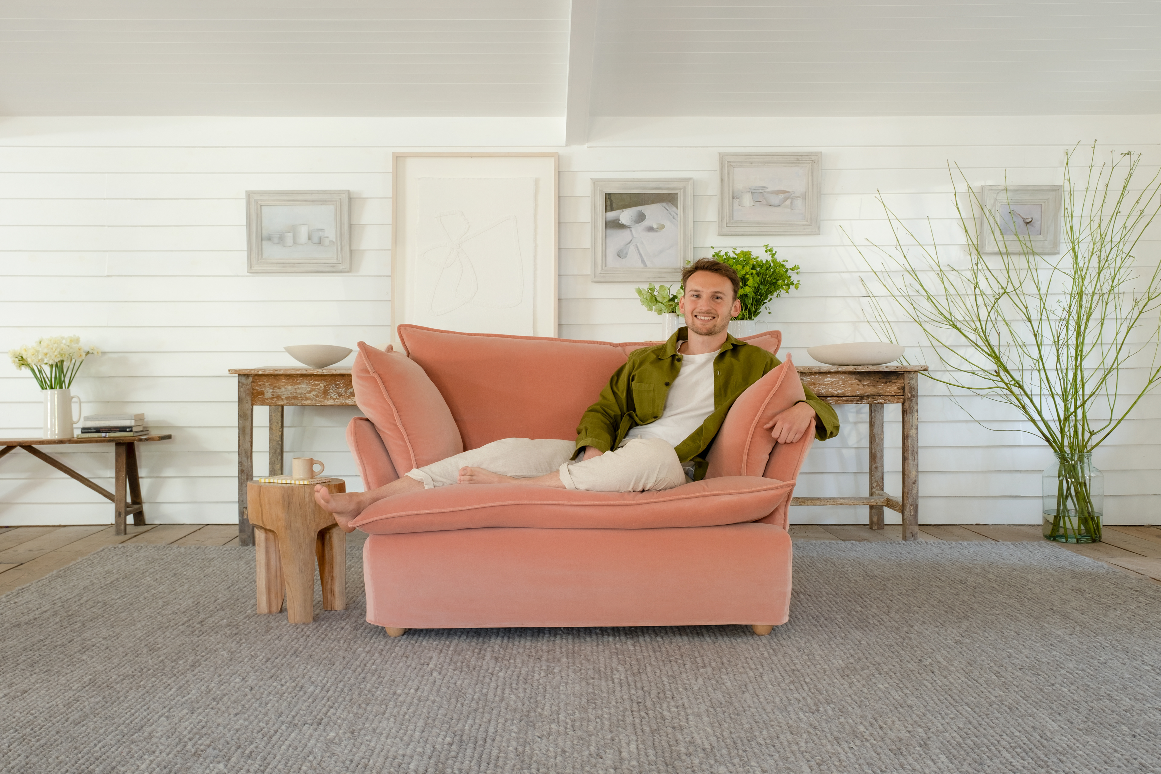 Pink Peppercorn Velvet - Song Short Pillow Edge Love Seat