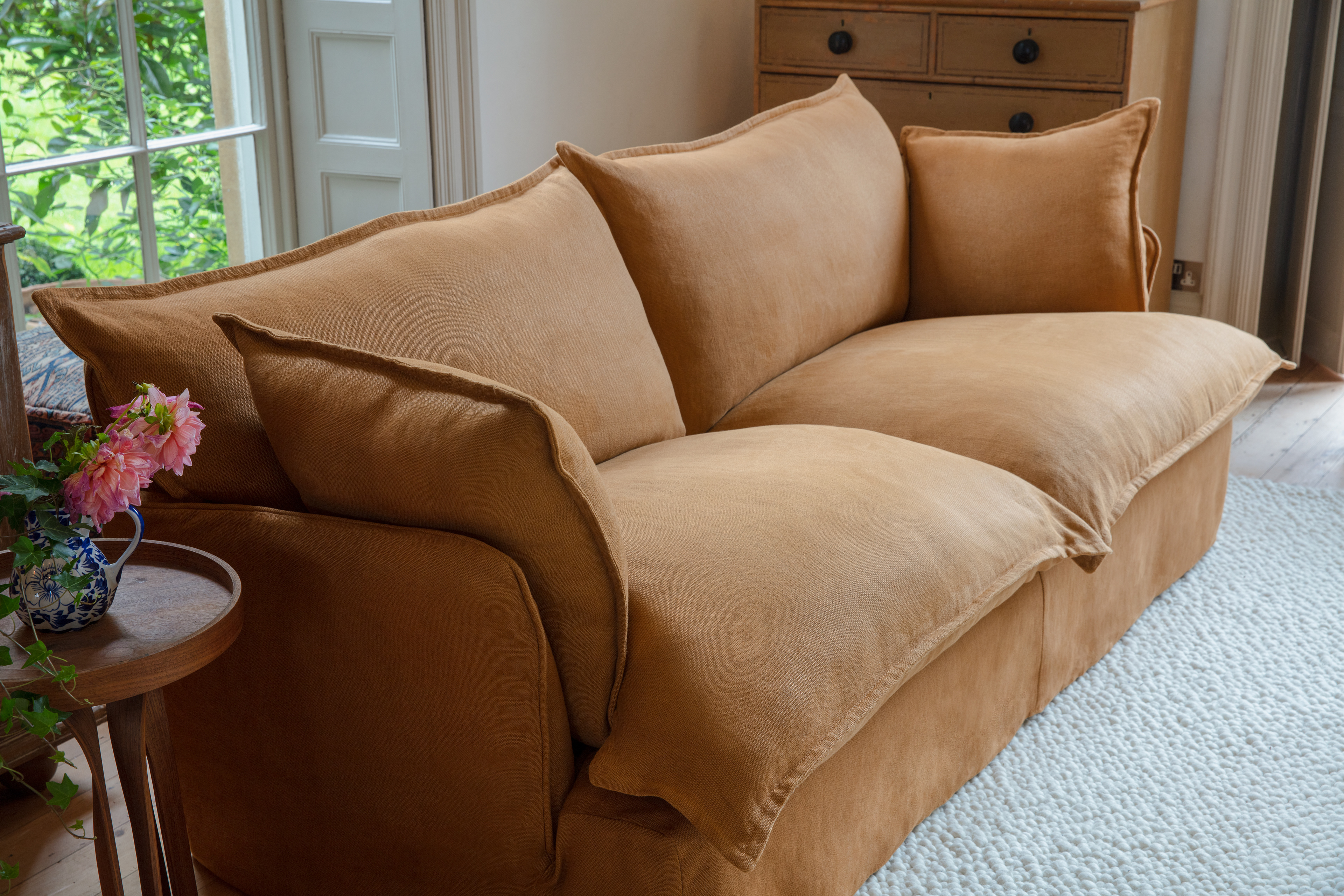Bronzite 100% Linen - Song Short Pillow Edge Sofa