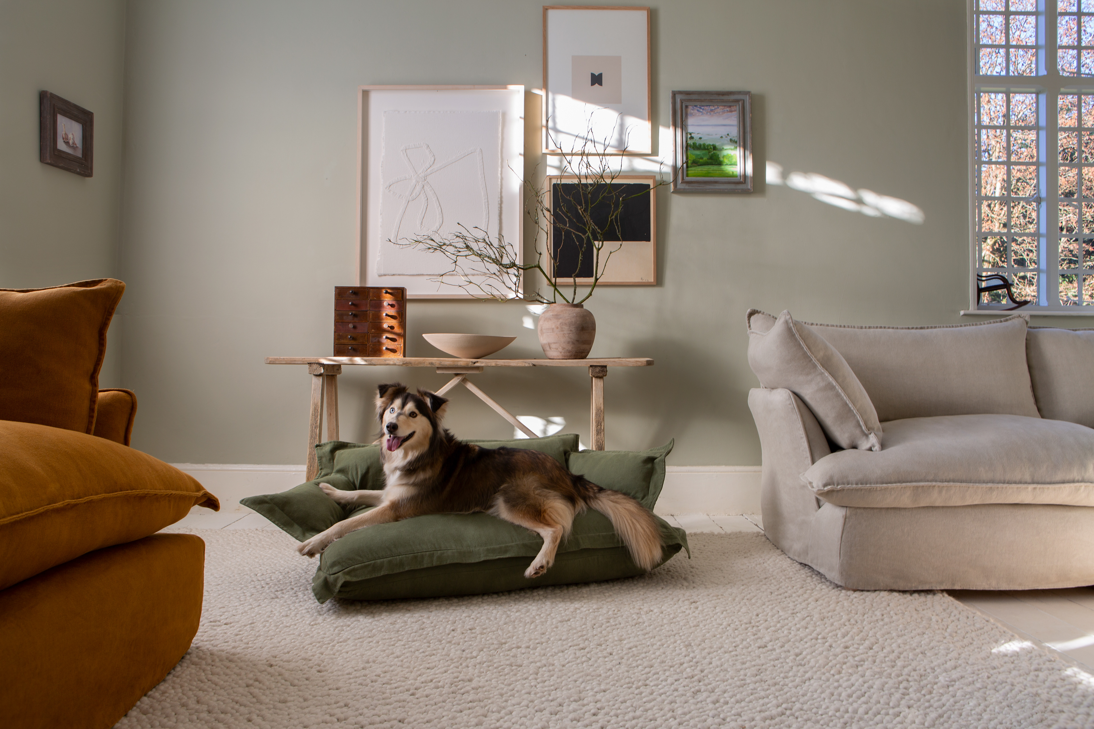 Malachite 100% Linen - Song Pillow Edge Dog Bed