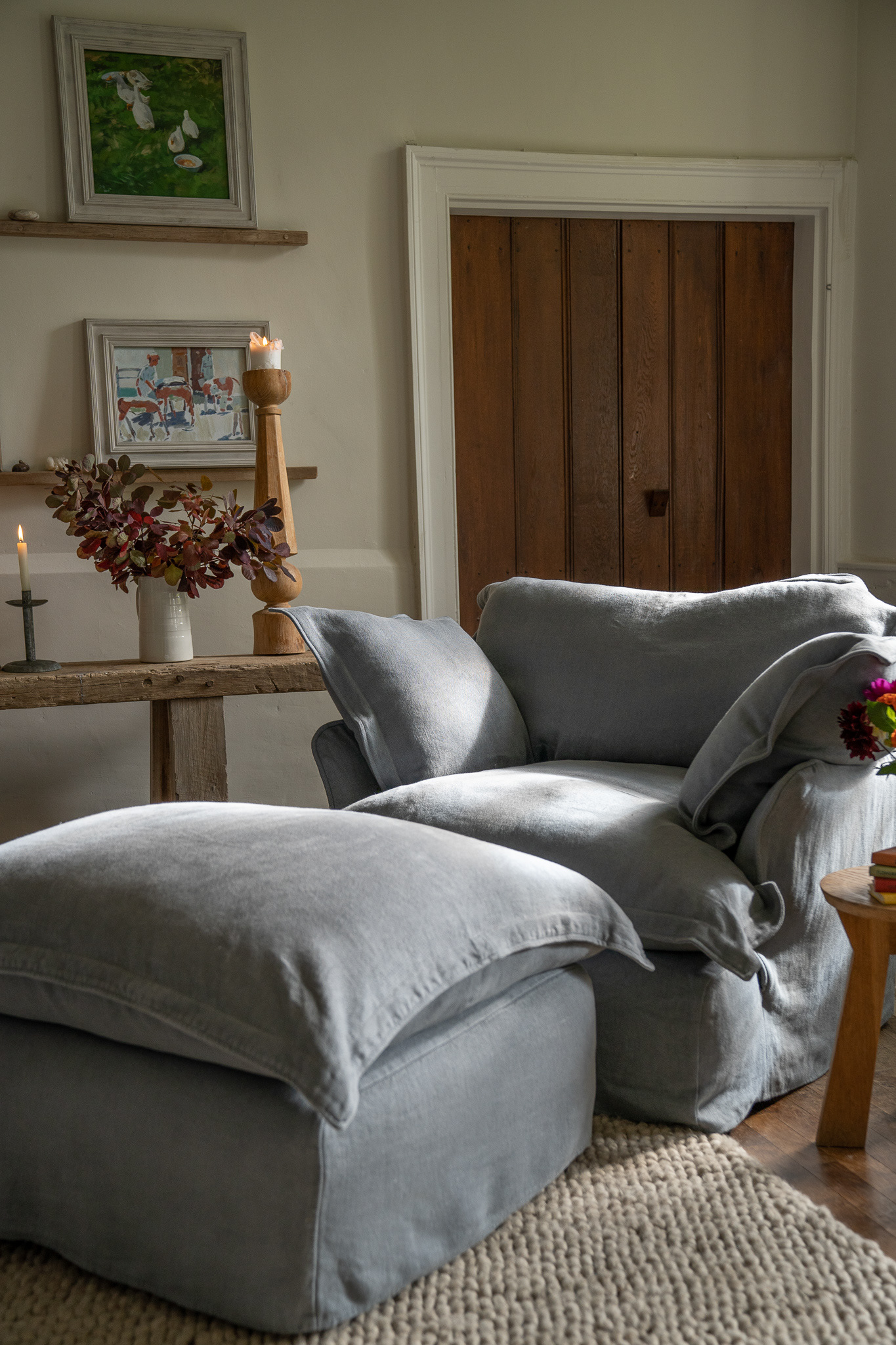 Granite 100% Linen - Song Pillow Edge Armchair