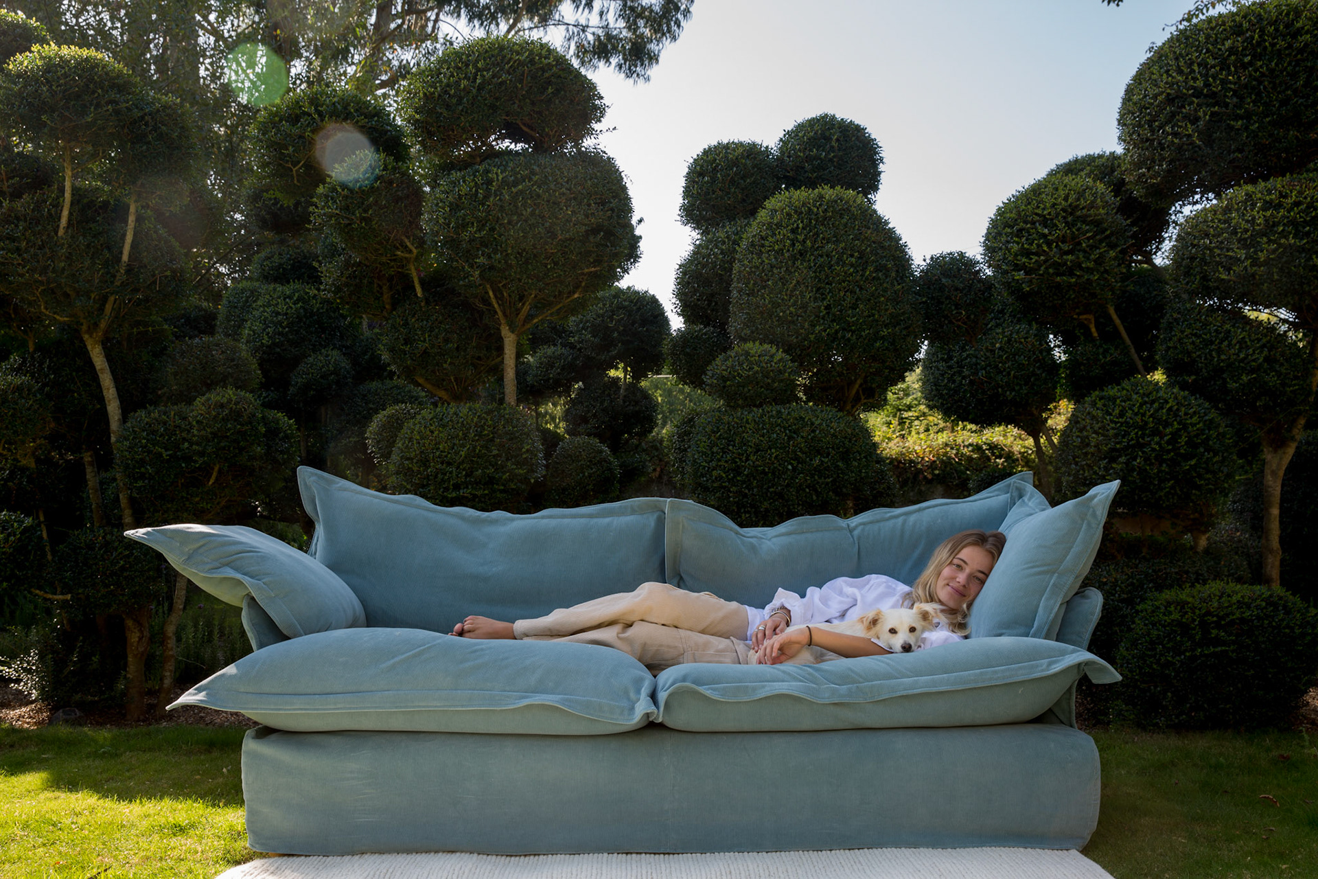 Pigeon Corduroy - Song Pillow Edge Sofa