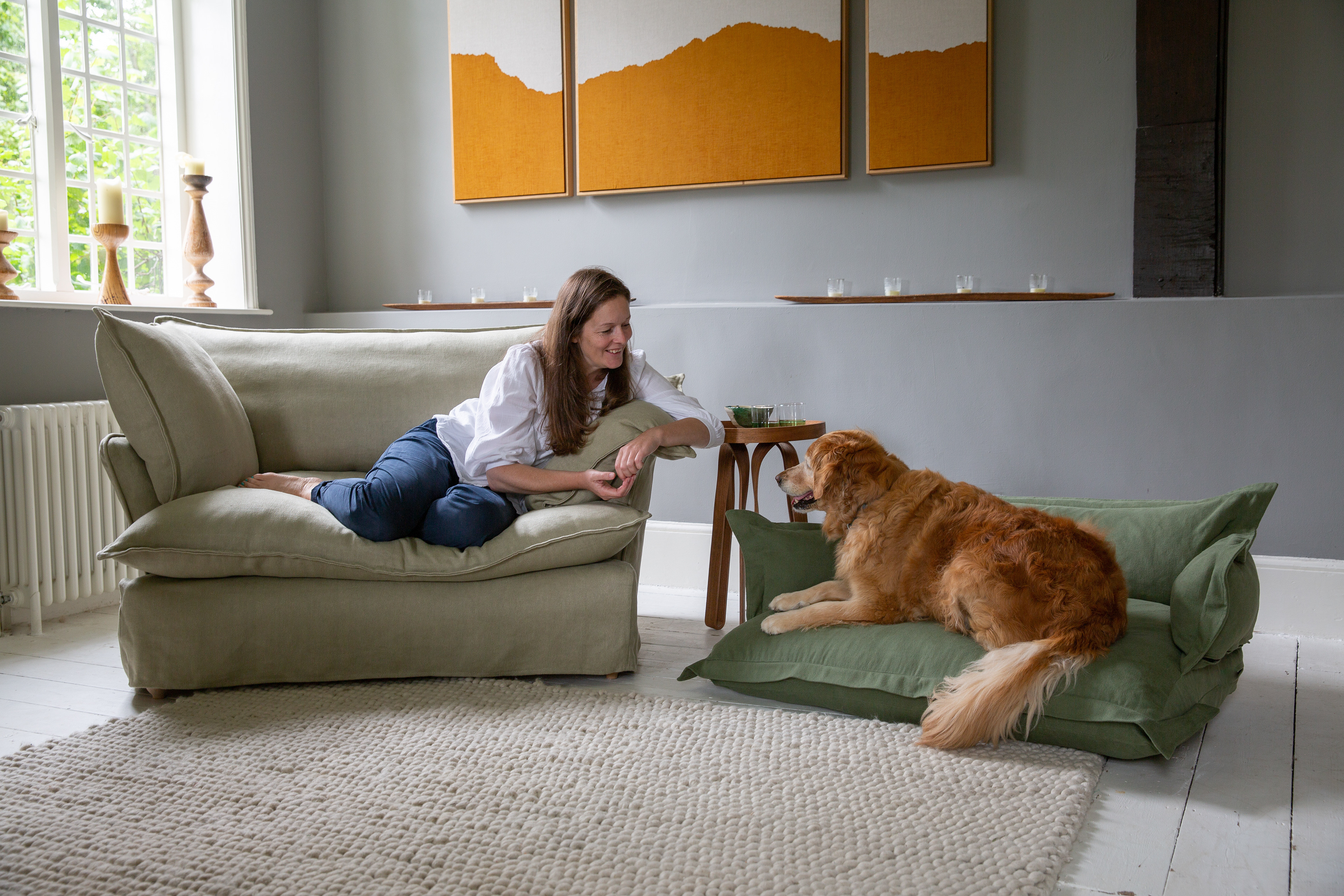 Meadow Green Brushed Cotton - Song Pillow Edge Large Dog Bed (Coming to US & Aus in 2022)