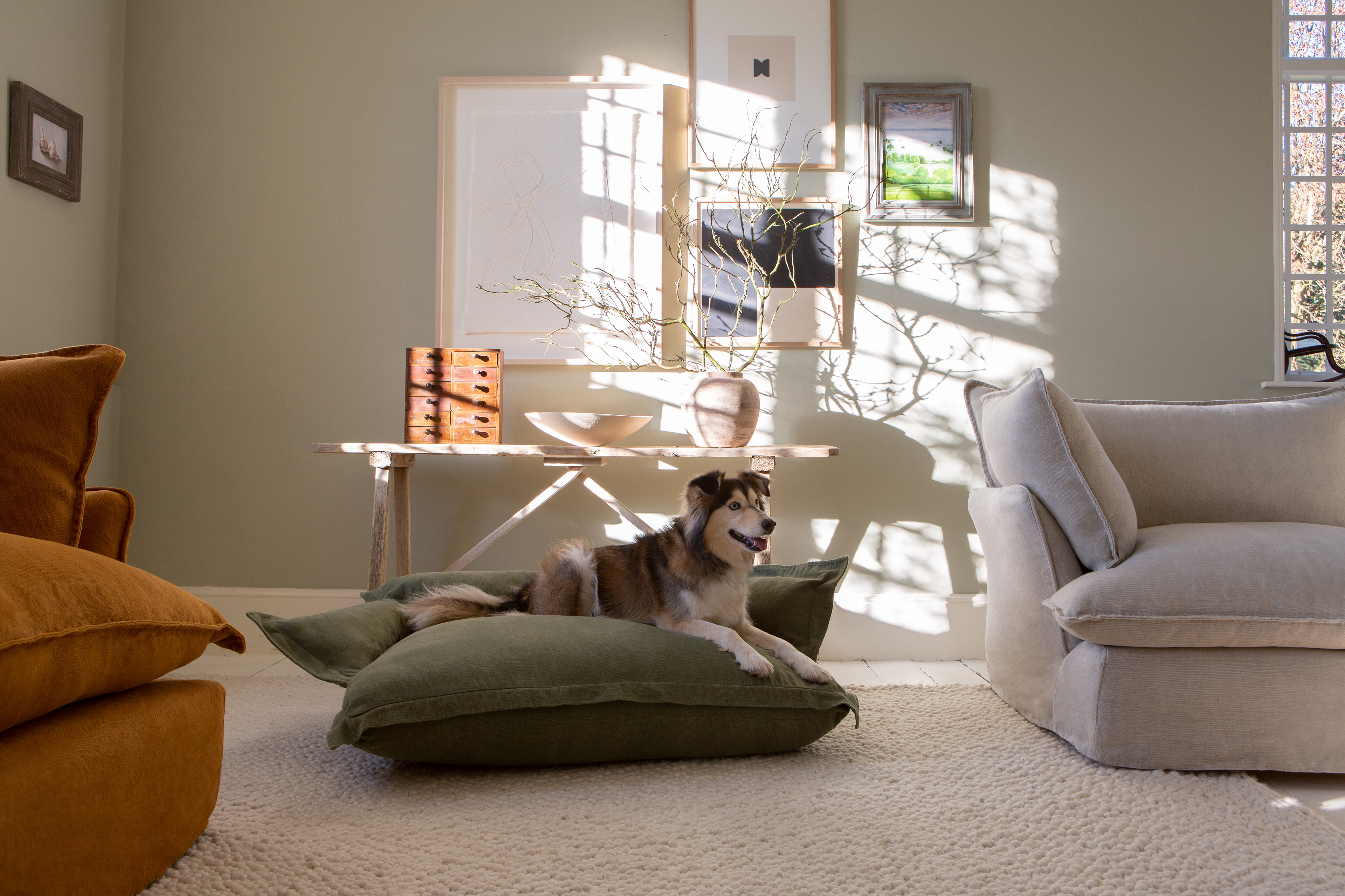 Malachite 100% Linen - Song Pillow Edge Dog Bed
