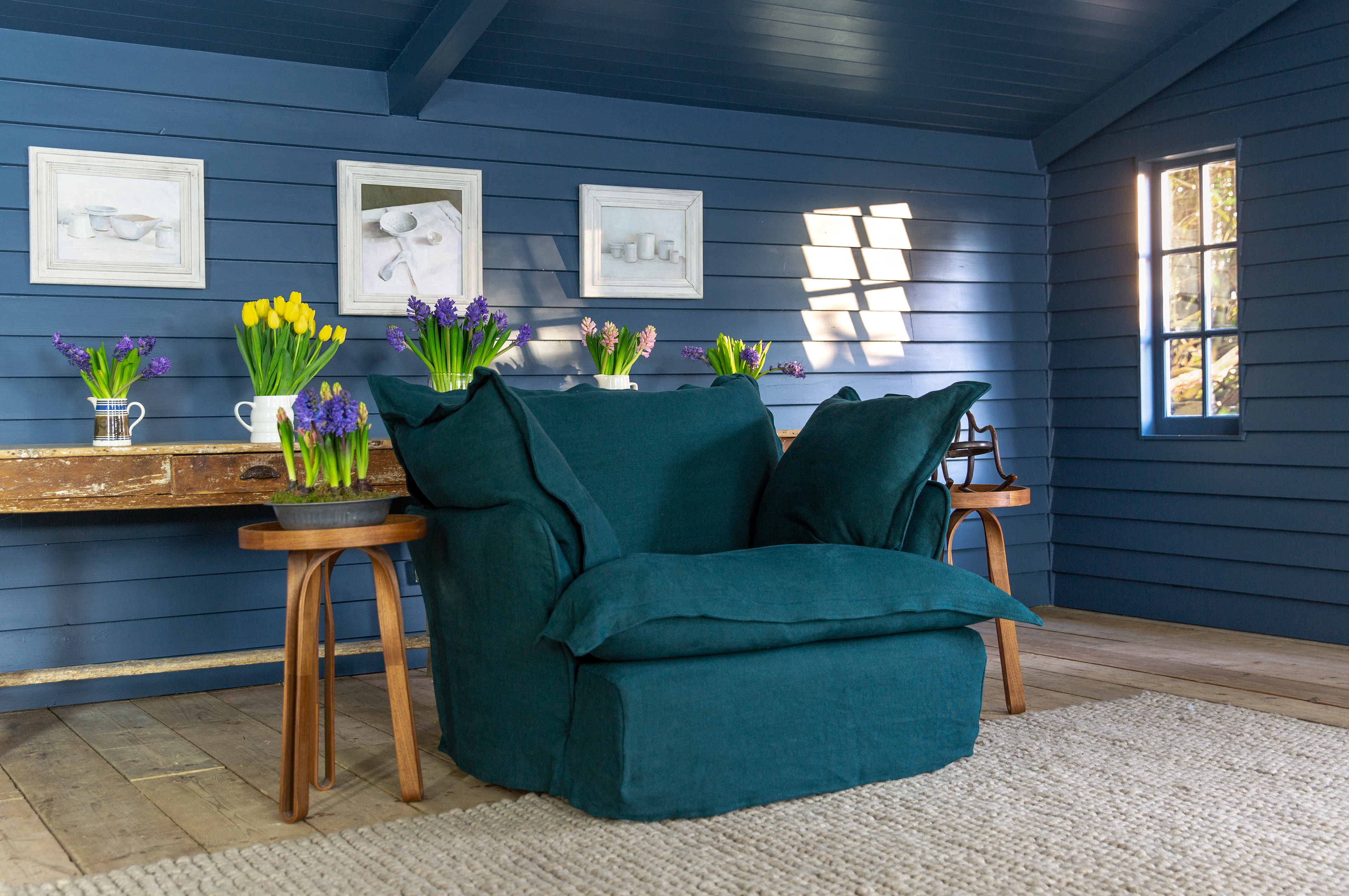 Topaz 100% Linen - Song Pillow Edge Armchair