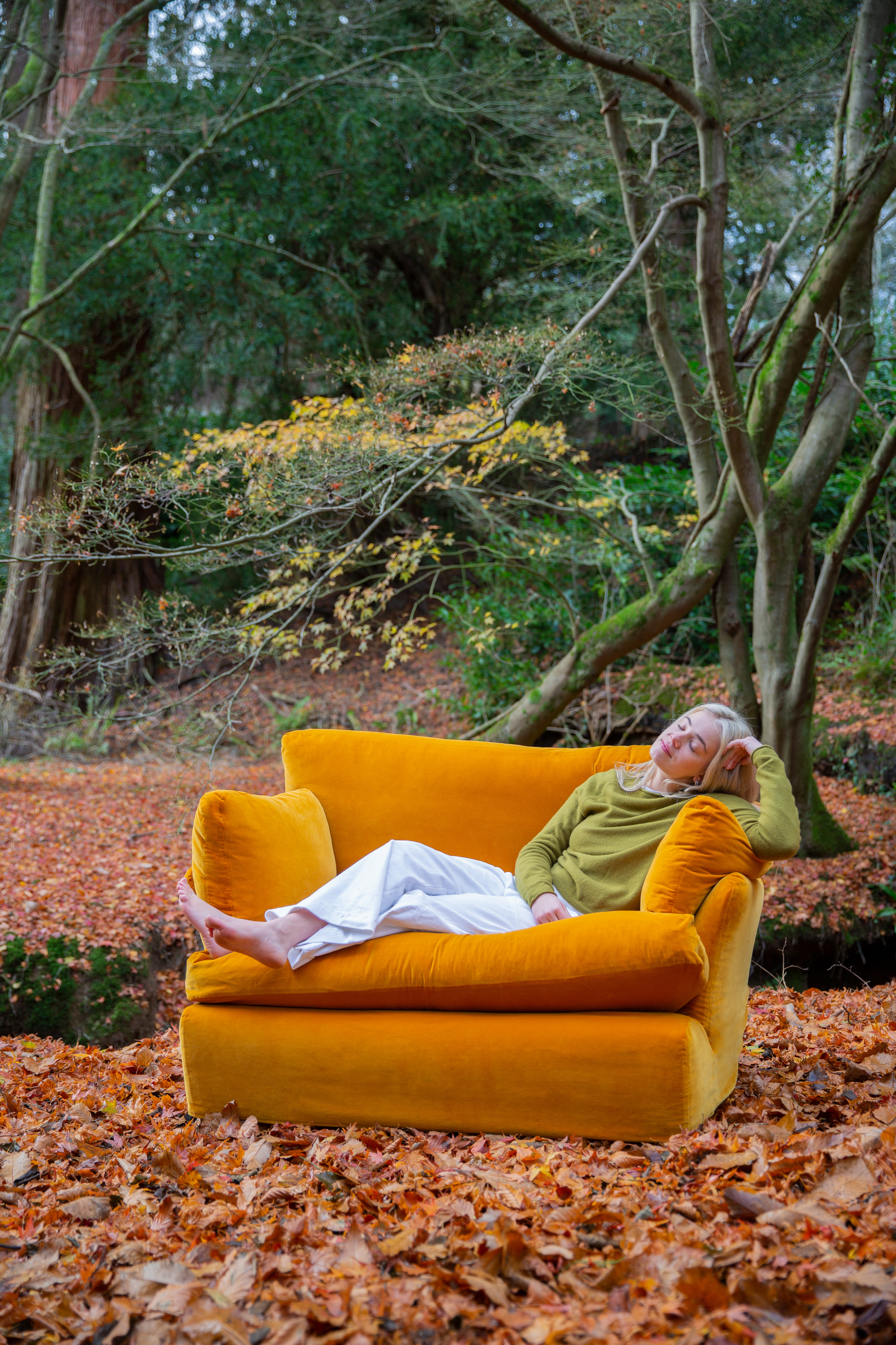 Cumin Velvet - Otter Soft Edge Love Seat