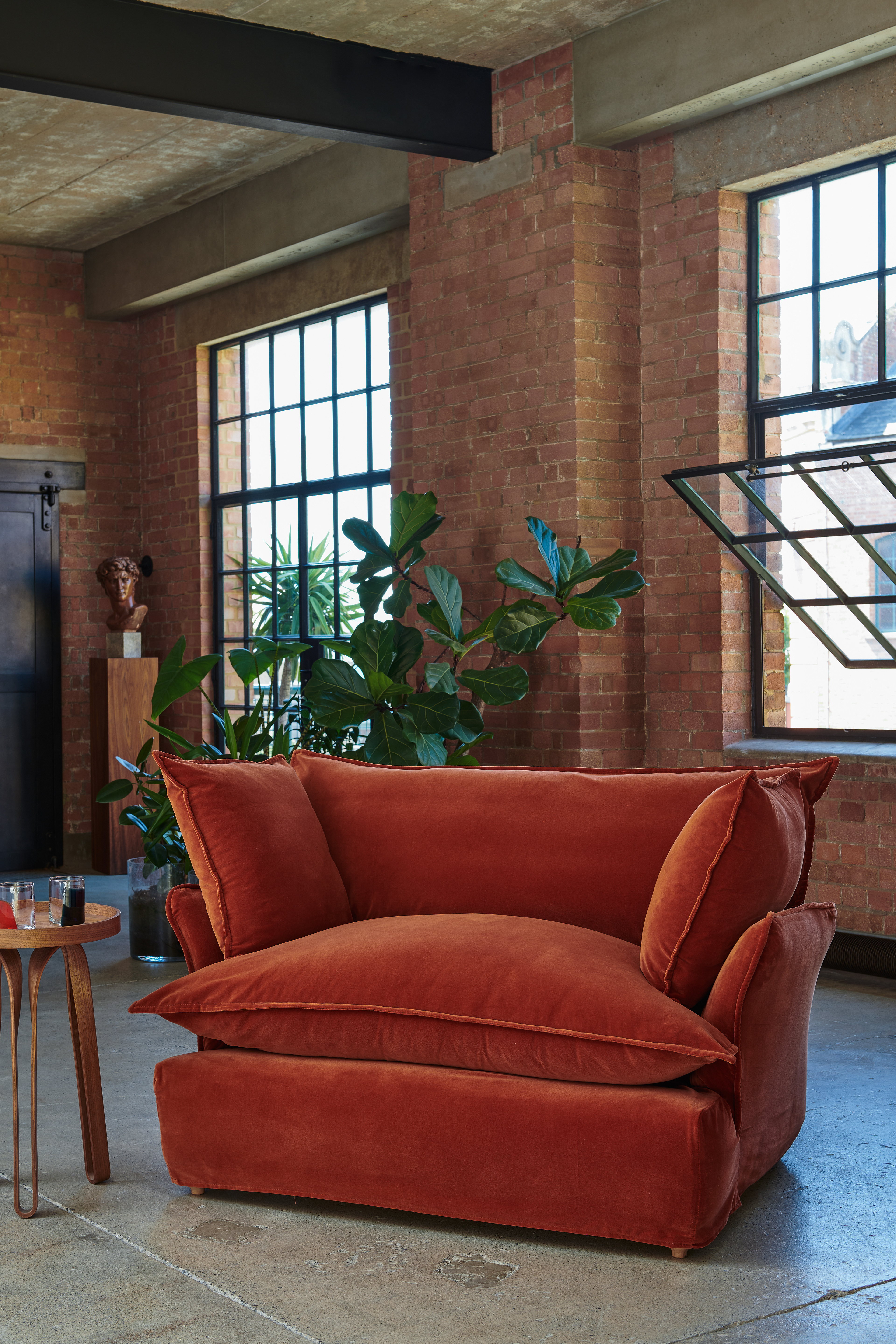 Paprika Velvet - Song Short Pillow Edge Love Seat