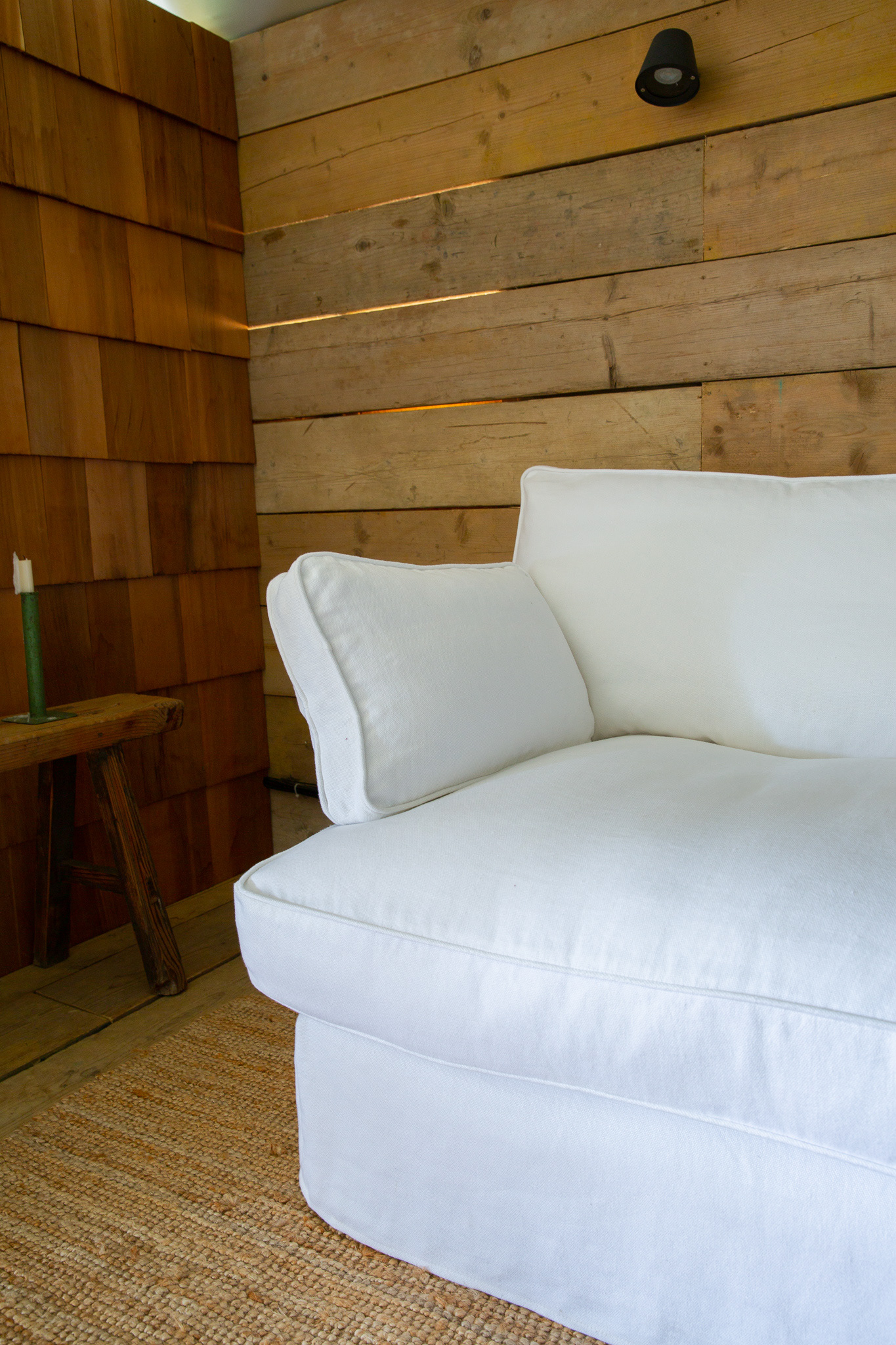 Selenite 100% Linen - Otter Box Edge Sofa