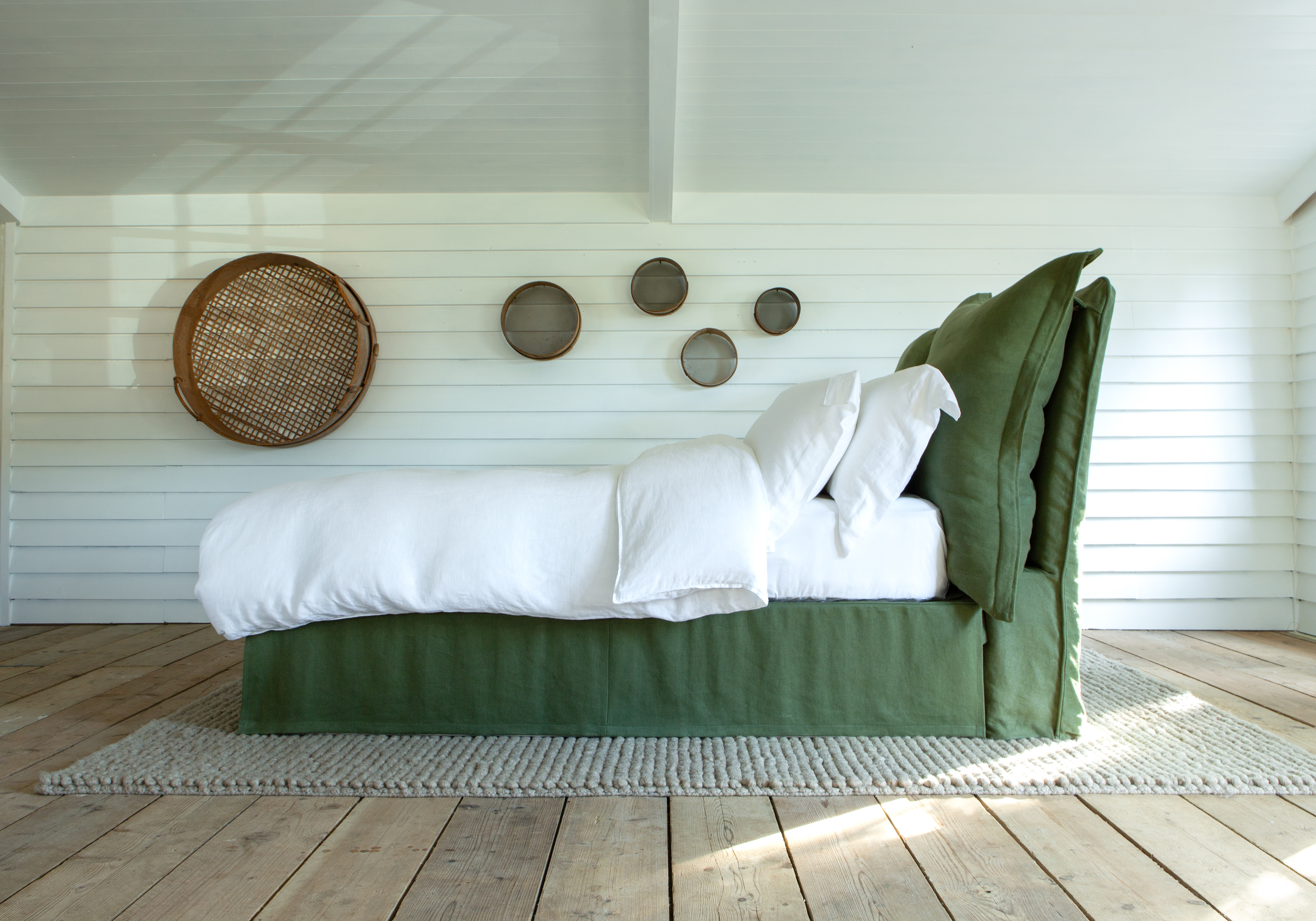 Malachite 100% Linen - Song Pillow Edge Headboard & Valance