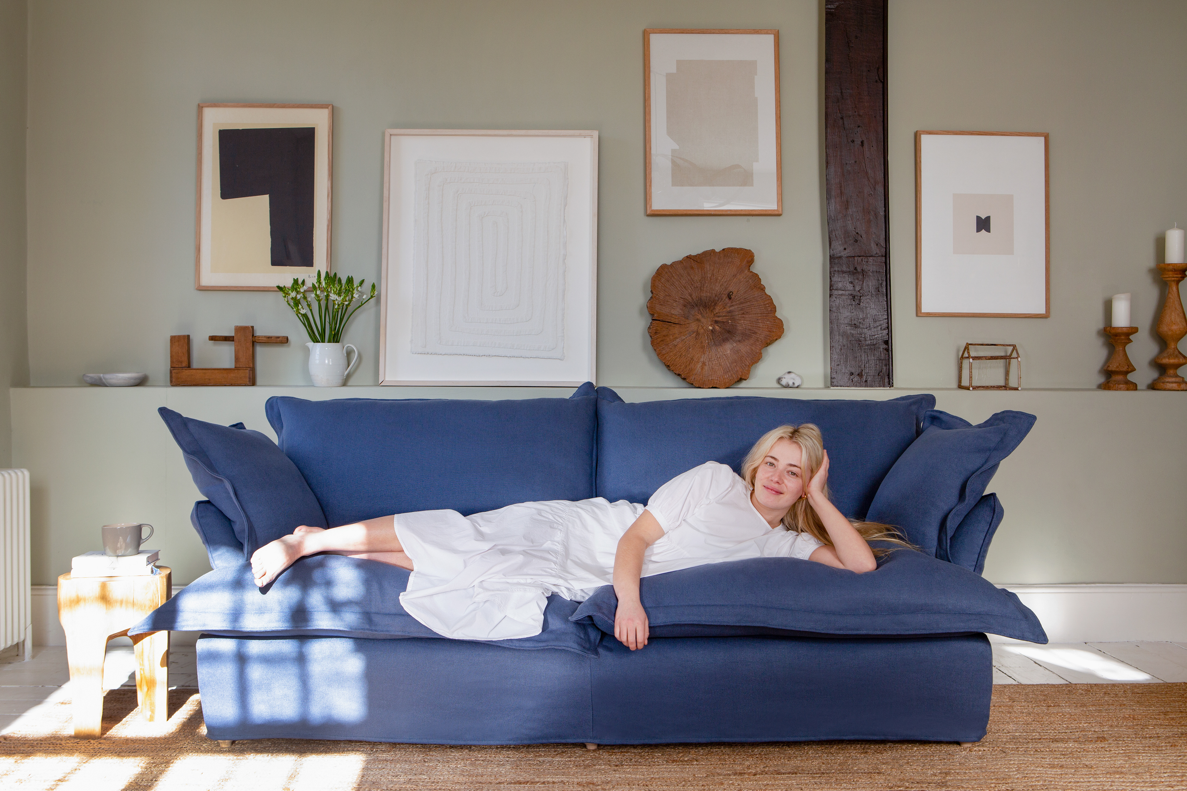 Angelite 100% Linen - Song Pillow Edge Sofa