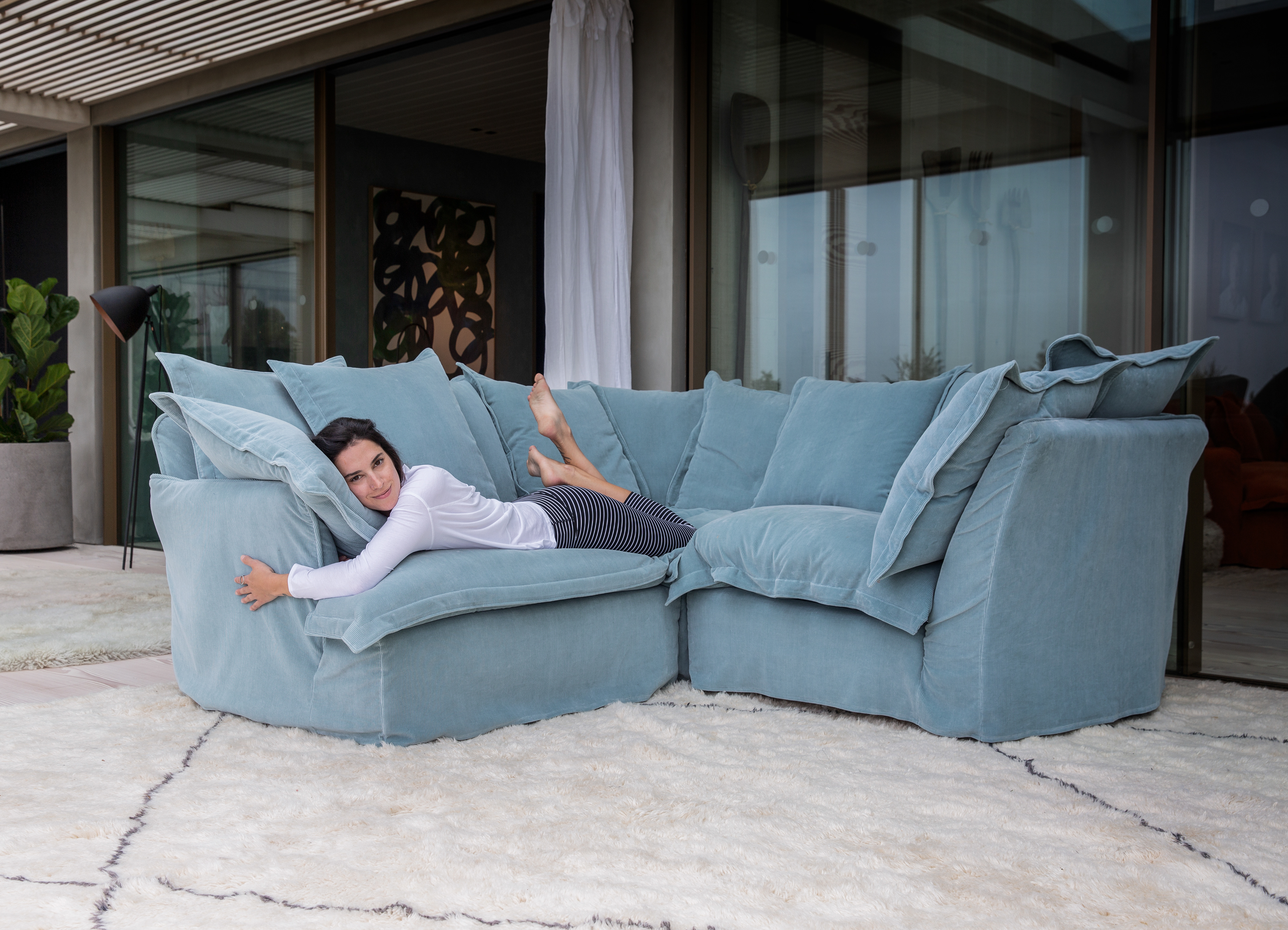 Pigeon Corduroy - Song Pillow Edge 2x2 Corner Sofa