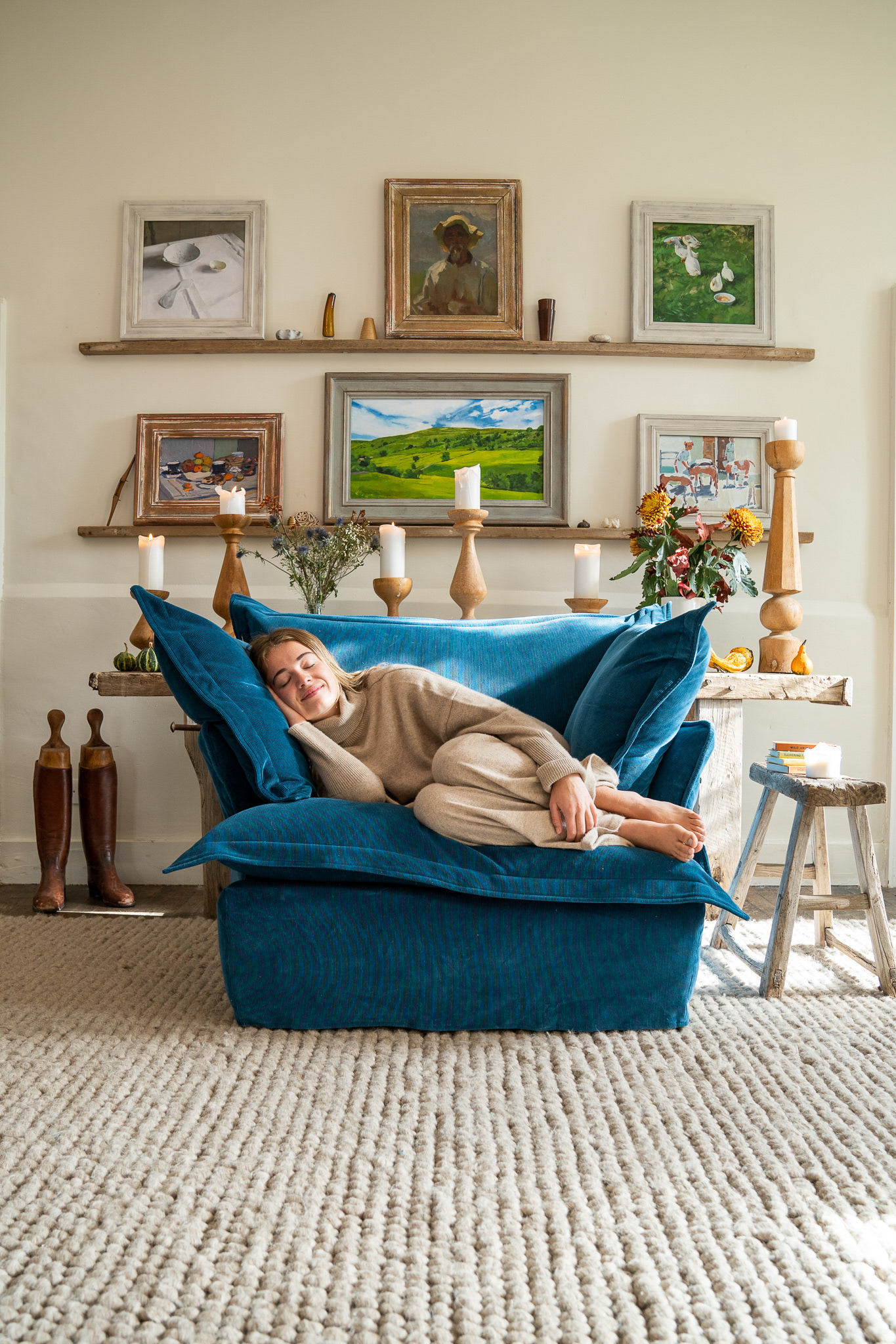Peacock Corduroy - Song Pillow Edge Armchair