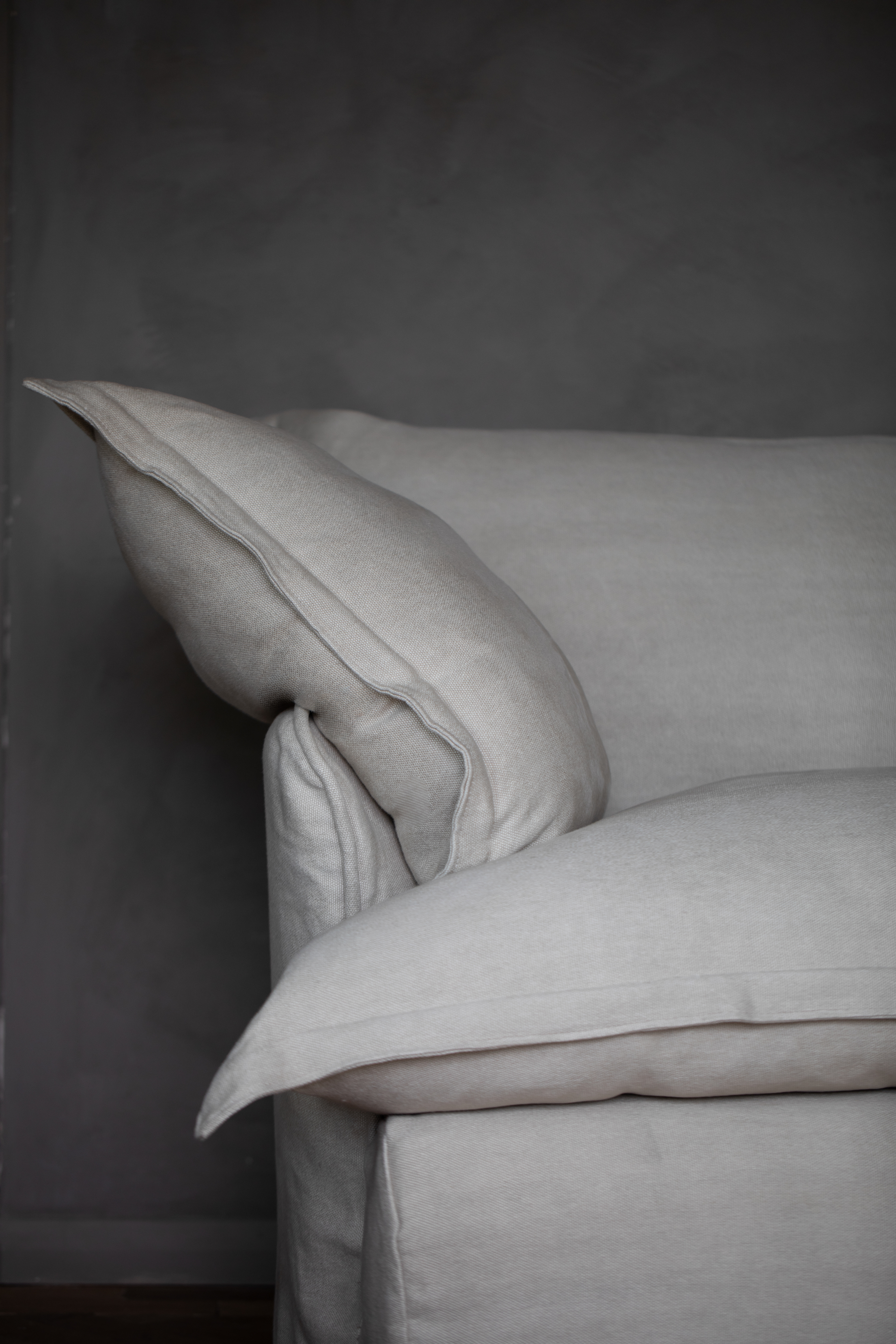Sunstone 100% Linen - Song Pillow Edge Large Sofa