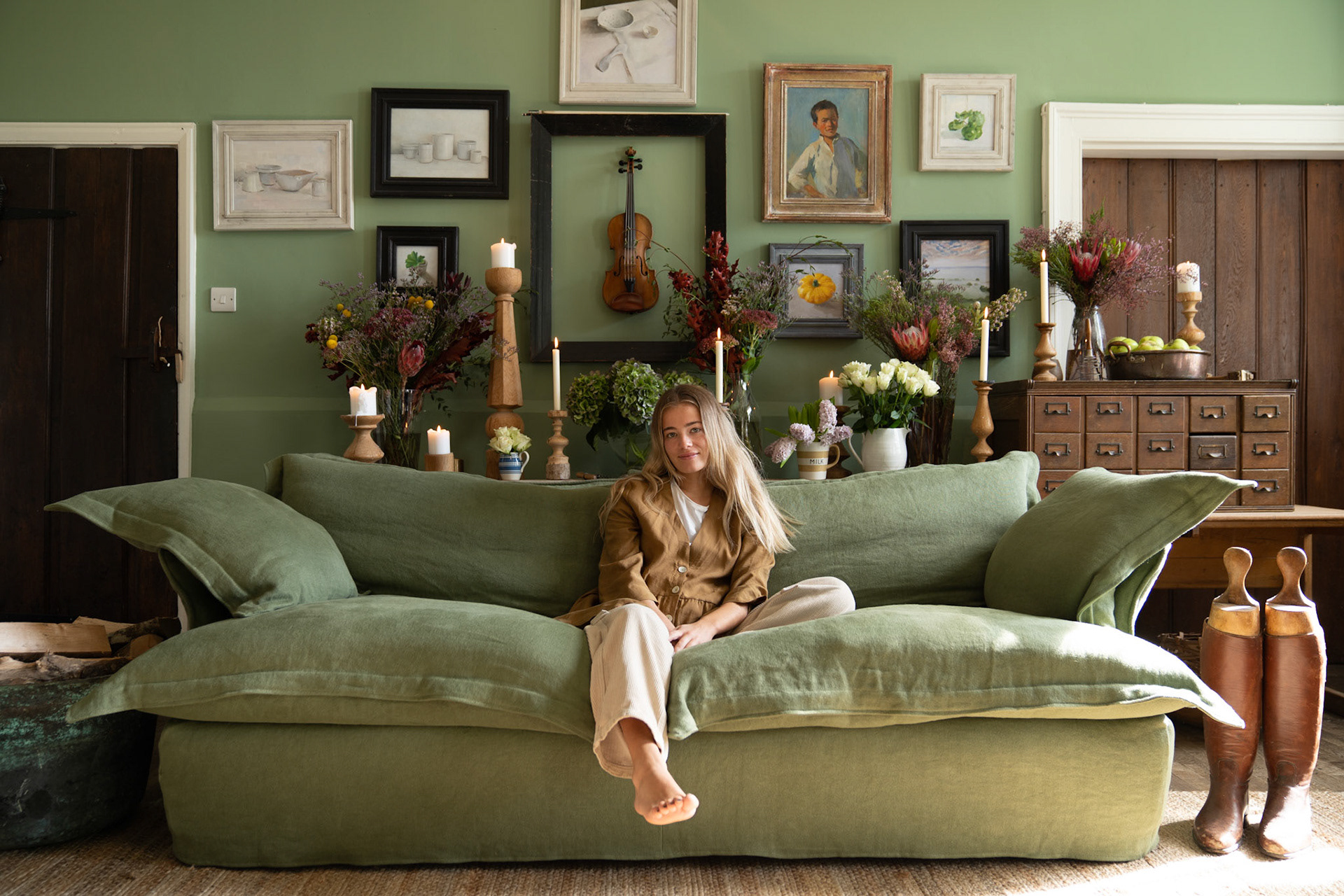 Malachite 100% Linen - Song Pillow Edge Sofa