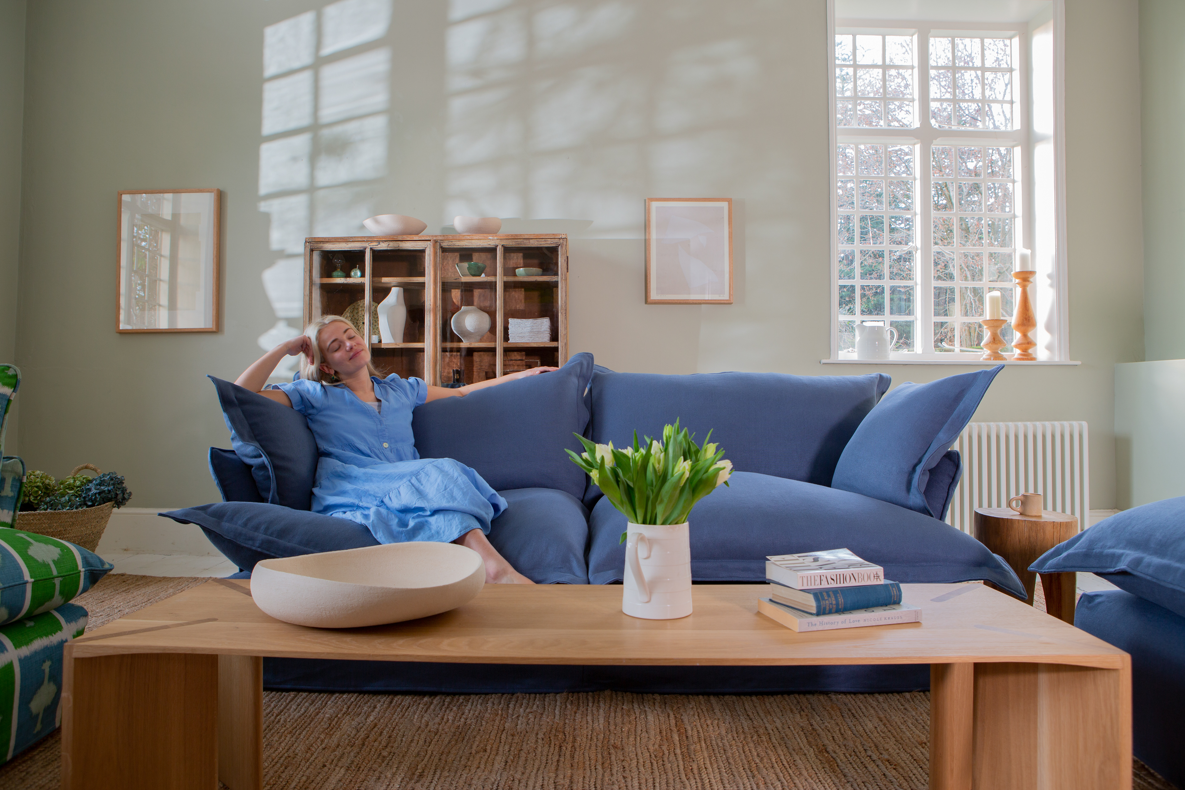 Angelite 100% Linen - Song Pillow Edge Sofa