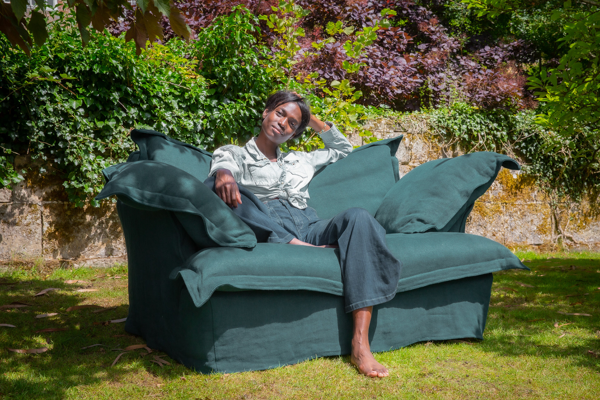 Topaz 100% Linen - Song Pillow Edge Love Seat