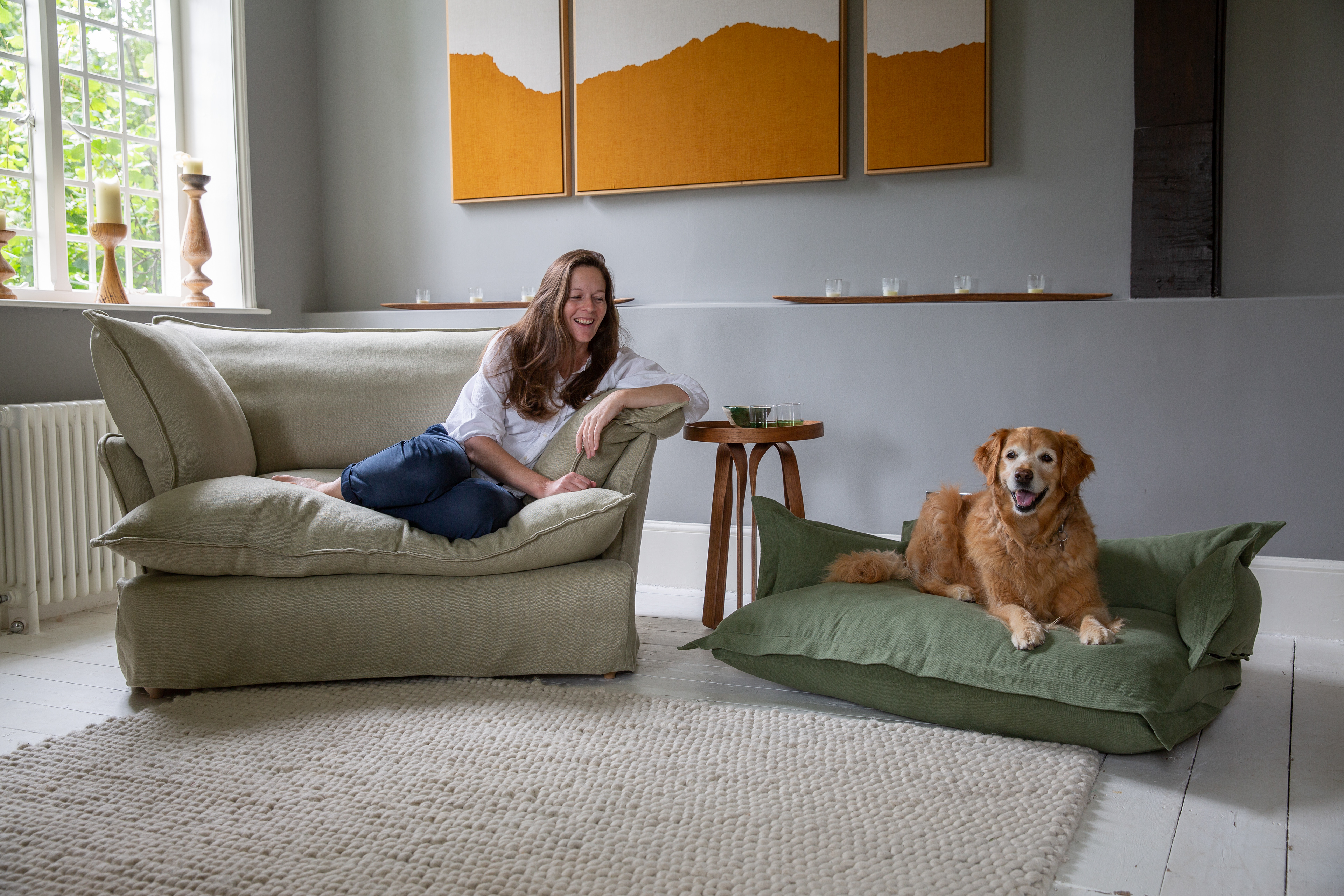 Meadow Green Brushed Cotton - Song Pillow Edge Large Dog Bed (Coming to US & Aus in 2022)