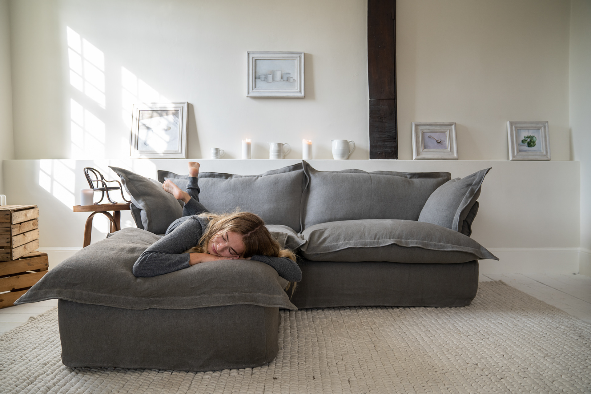 Morion 100% Linen - Song Pillow Edge Sofa