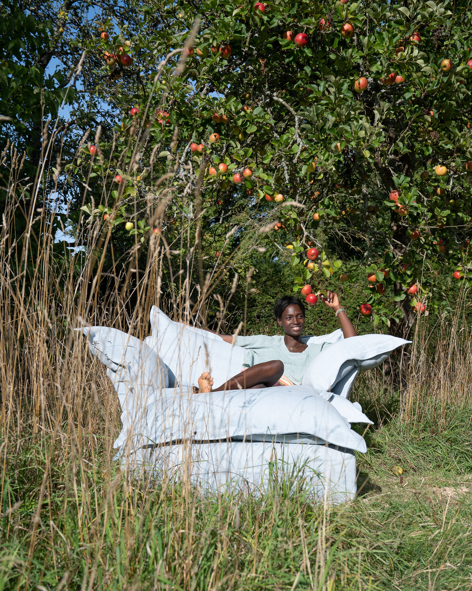 Aquamarine 100% Linen - Song Pillow Edge Love Seat & Footstool