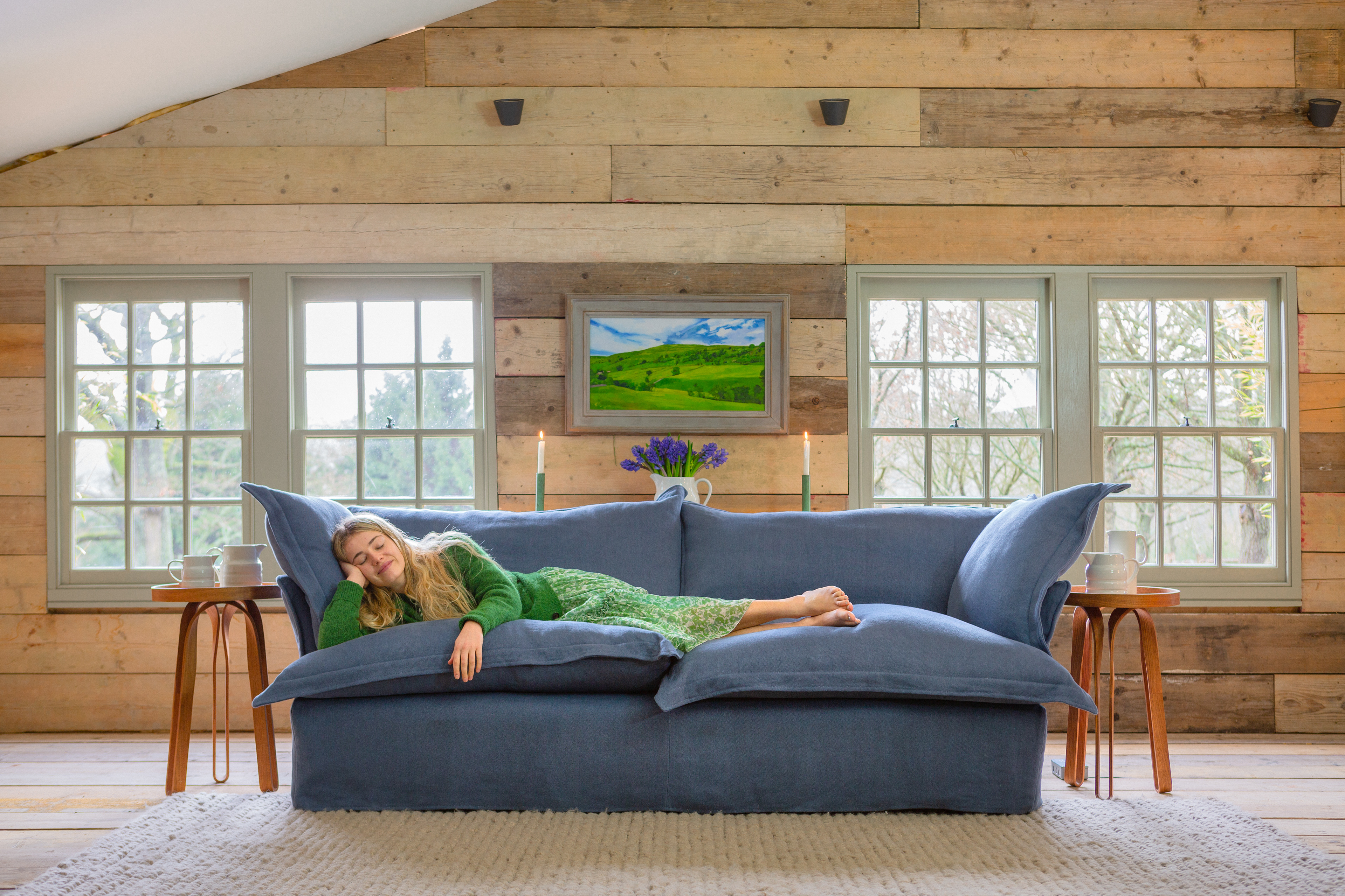 Angelite 100% Linen - Song Pillow Edge Sofa