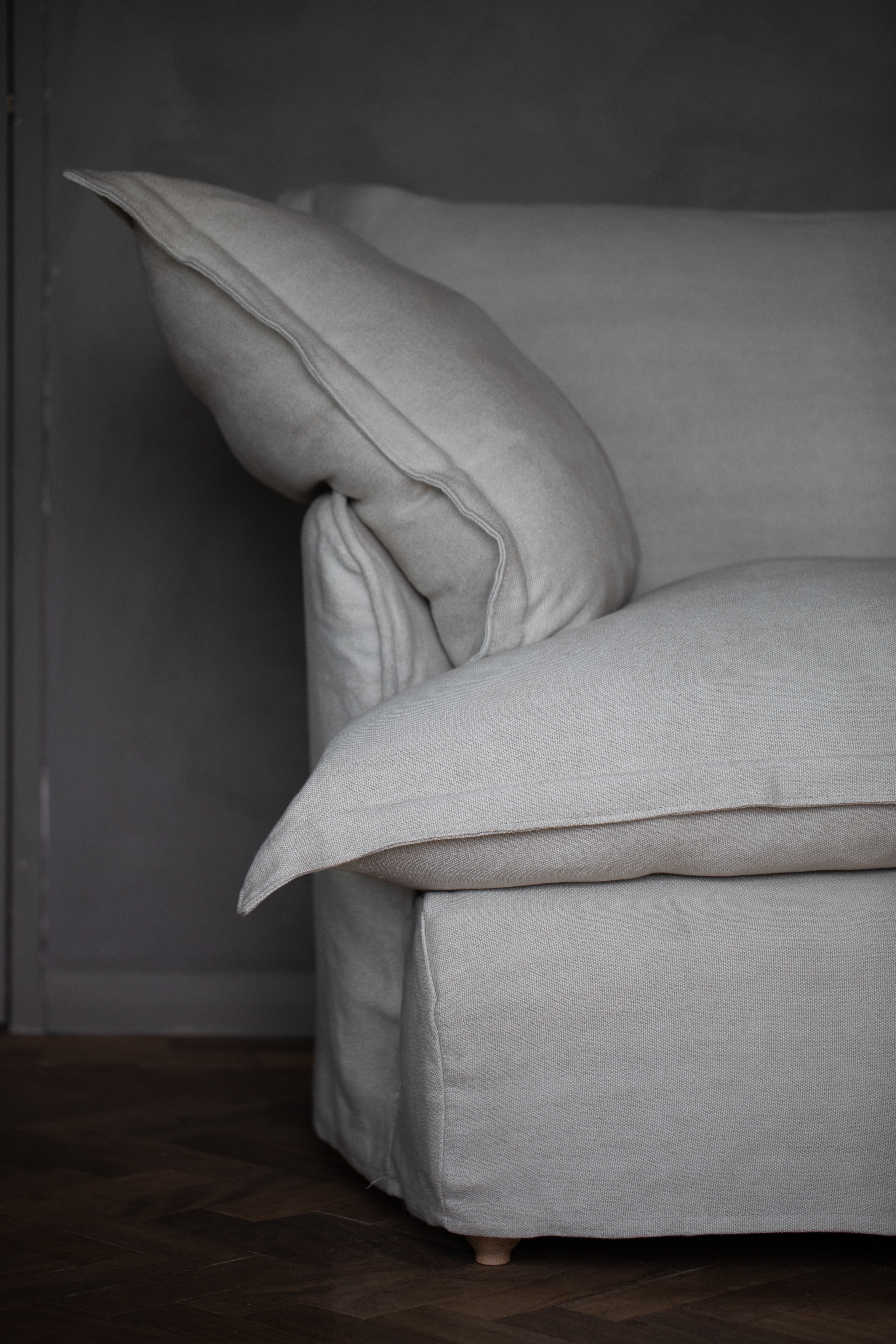 Sunstone 100% Linen - Song Pillow Edge Large Sofa