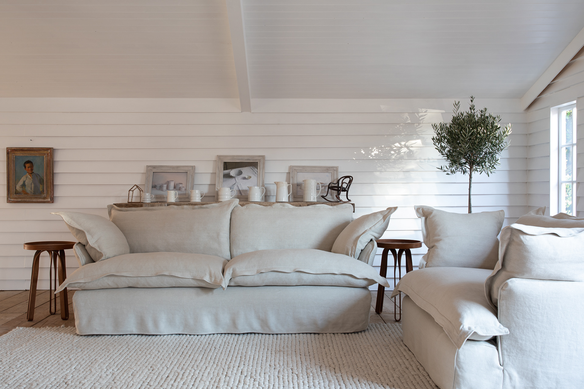Sunstone 100% Linen - Song Pillow Edge Sofa