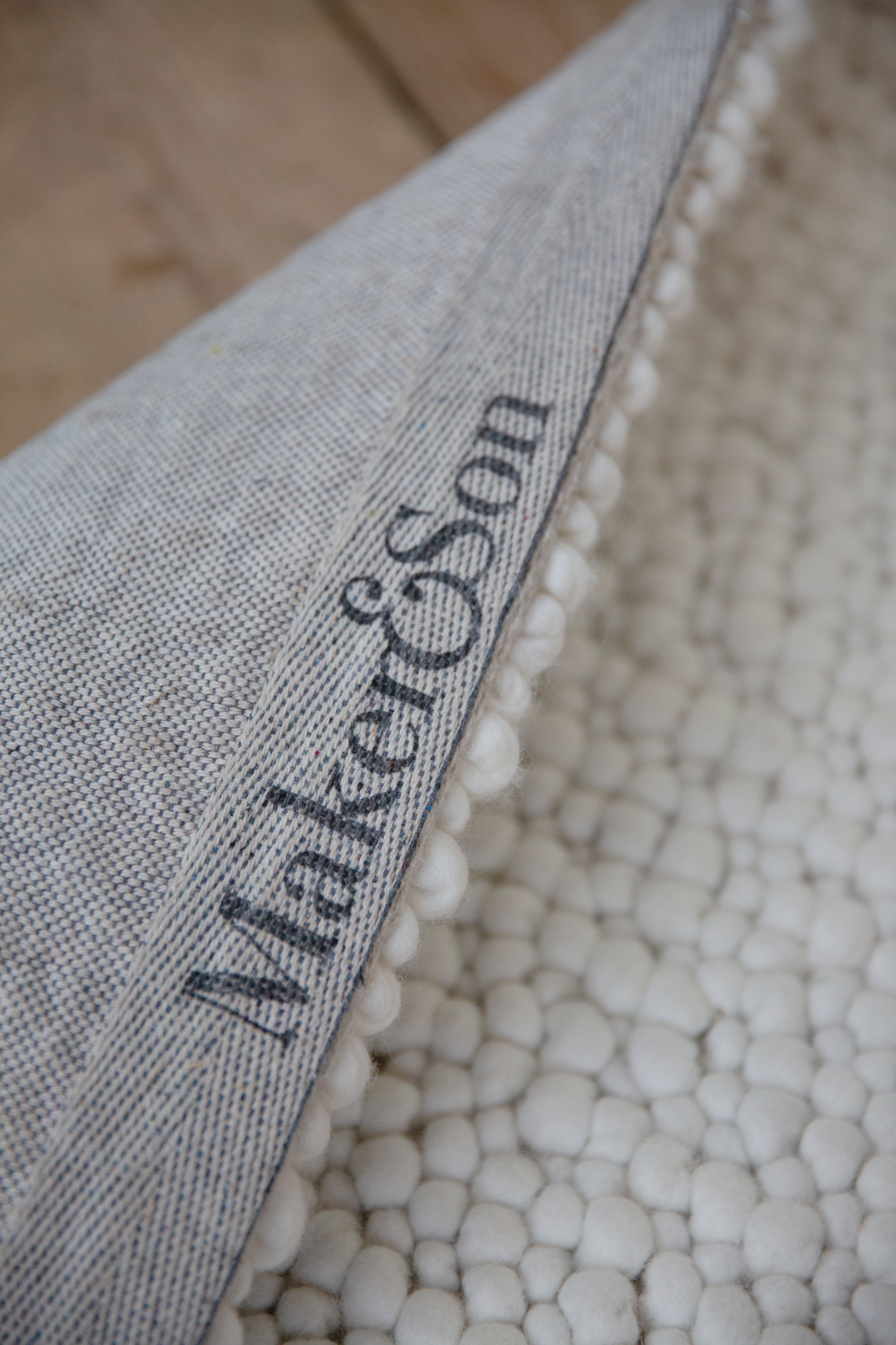 White Pebble Rug
