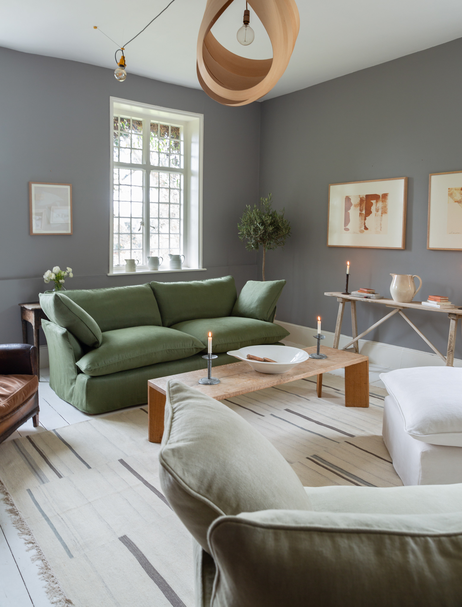 Malachite 100% Linen - Marnie Piped Sofa